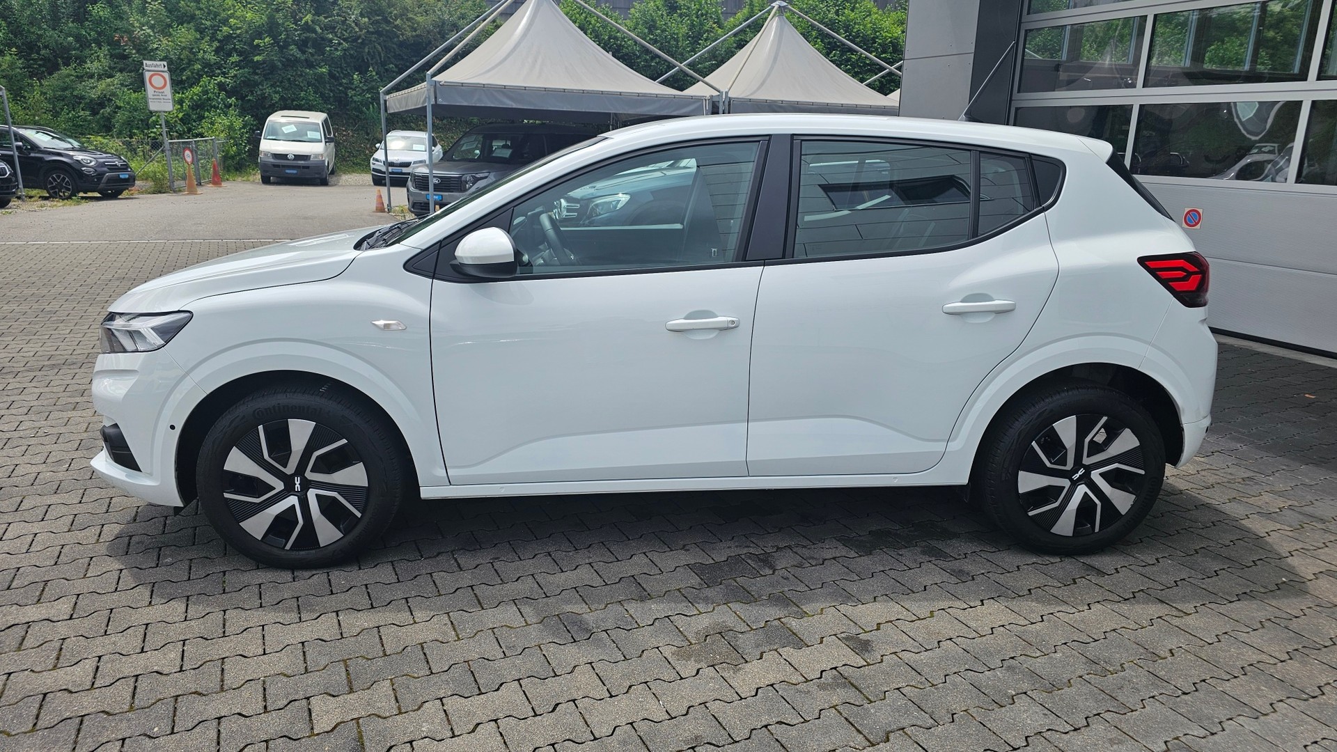 DACIA Sandero TCe 90 Expression-image-14