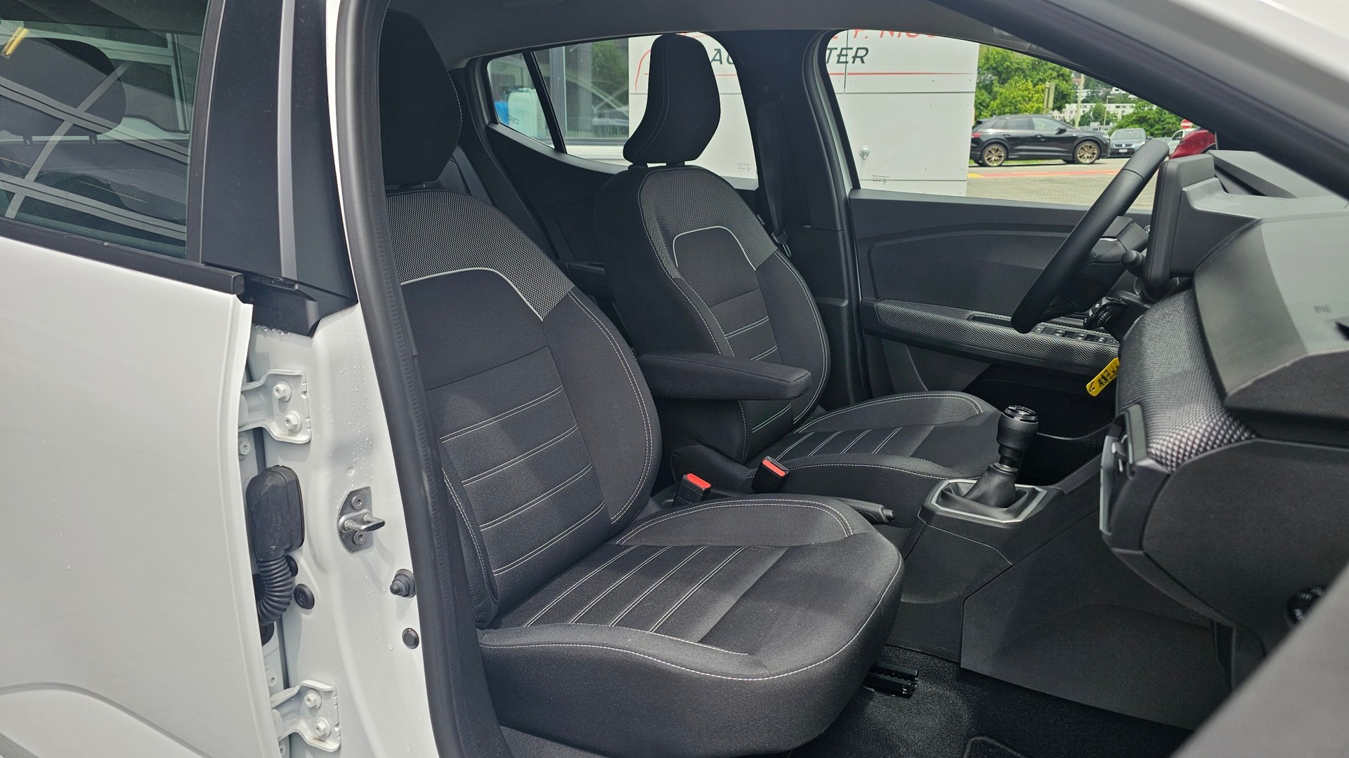 DACIA Sandero TCe 90 Expression-image-21