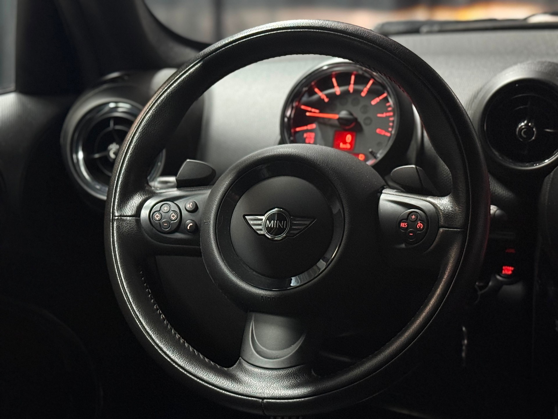 MINI Countryman Cooper S ALL4 Steptronic-image-12