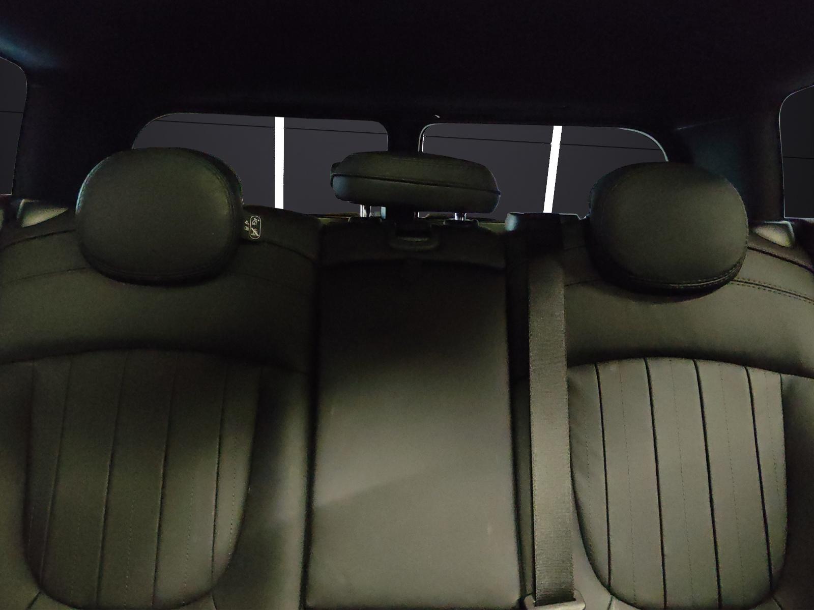 MINI Clubman F54 2.0i John Cooper Works ALL4-image-12