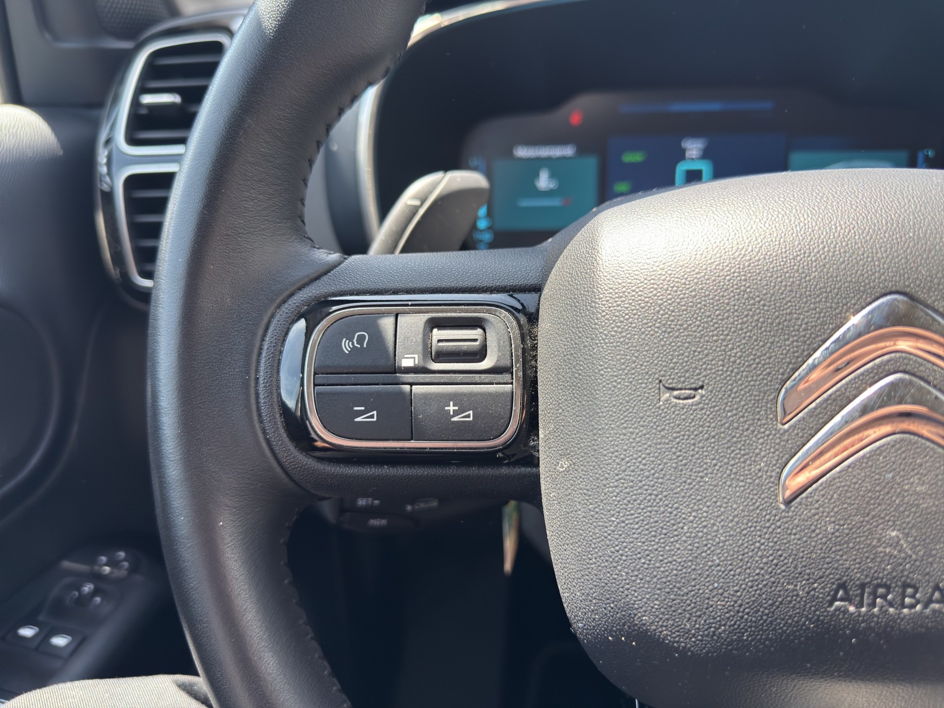CITROEN C5 Aircross 1.6 PHEV Swiss Edition-image-14