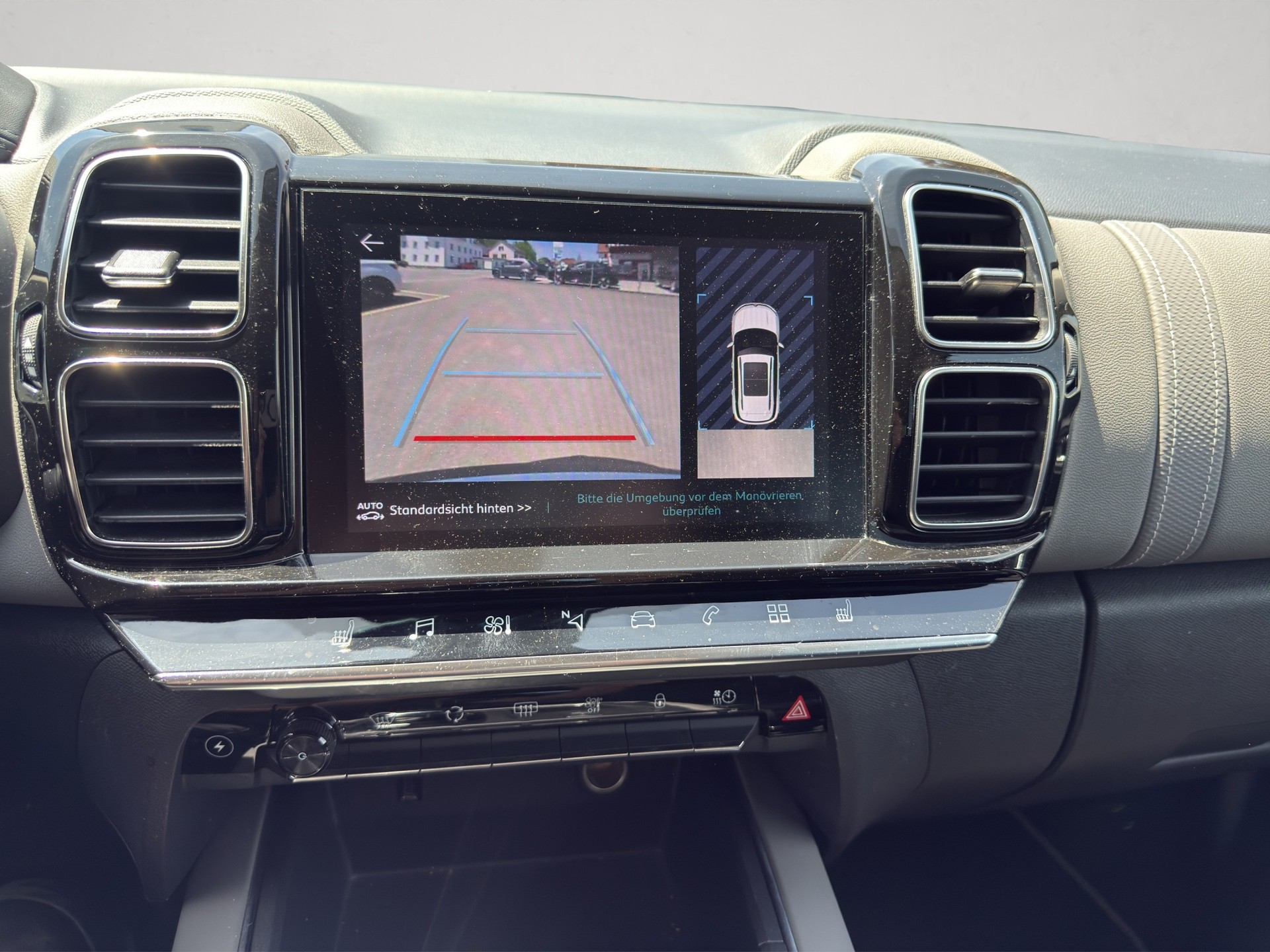 CITROEN C5 Aircross 1.6 PHEV Swiss Edition-image-15