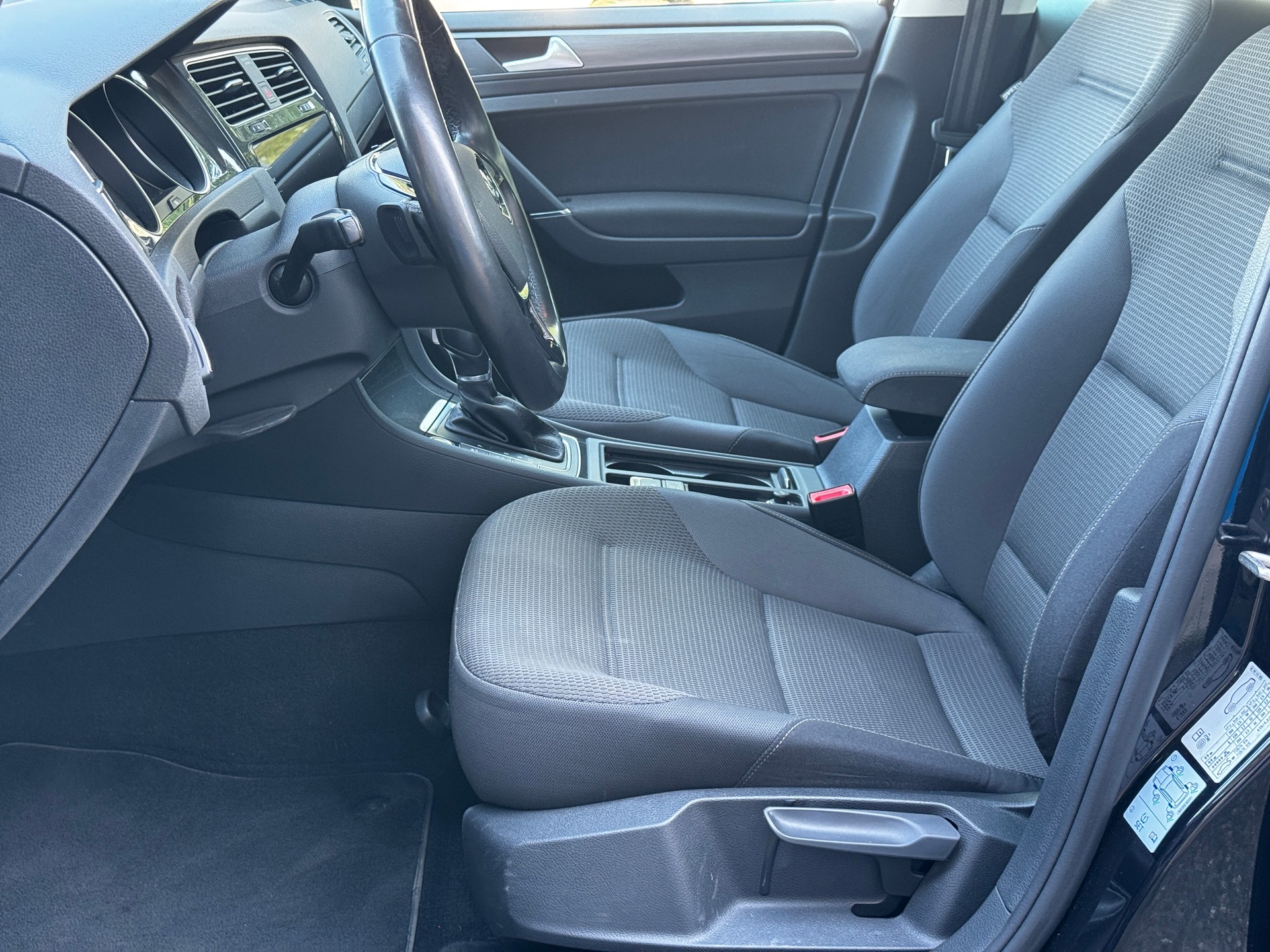 VW Golf 1.5 TSI EVO Highline DSG-image-10