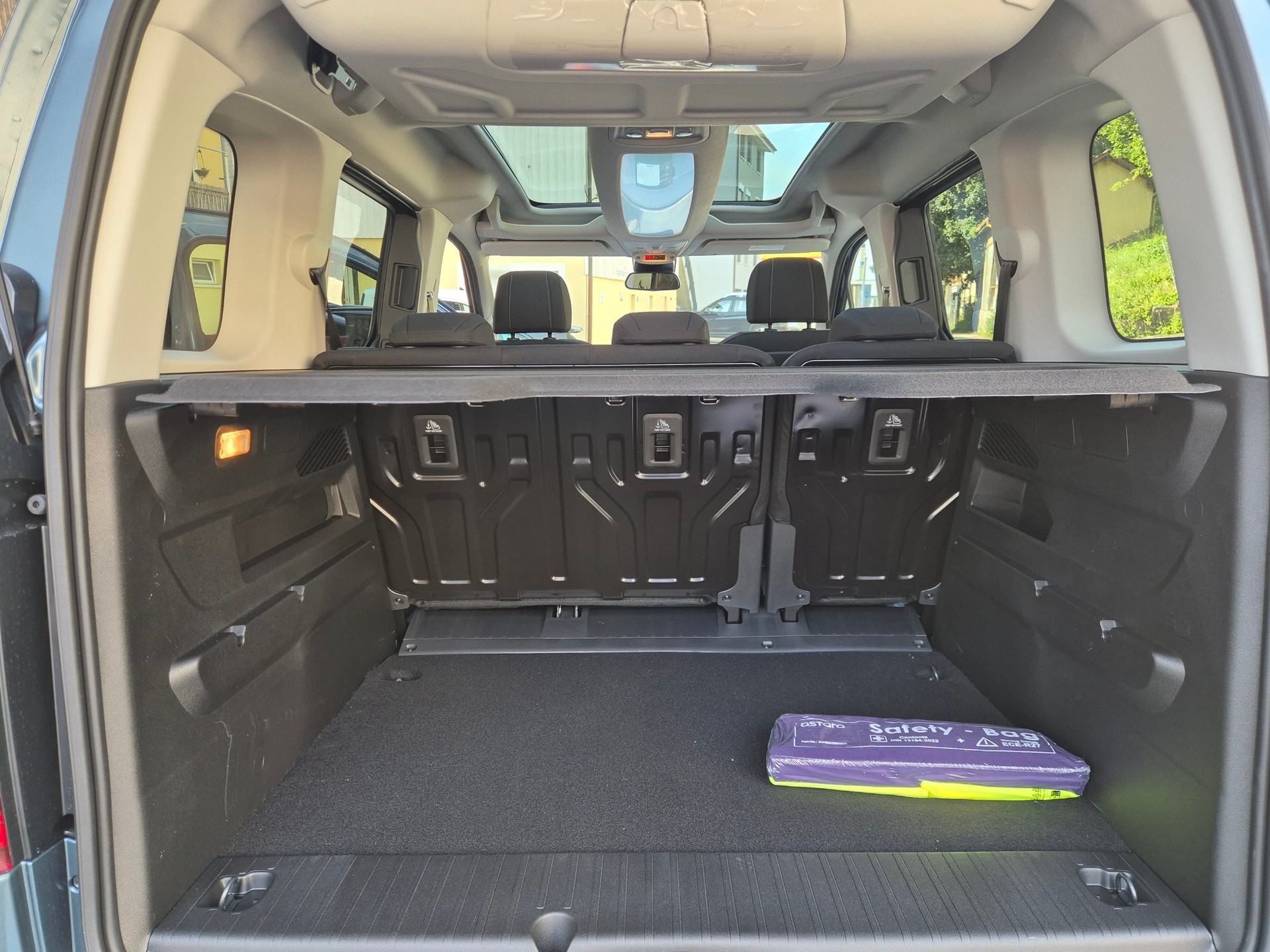 FIAT Qubo L 1.5 D La Prima-image-11