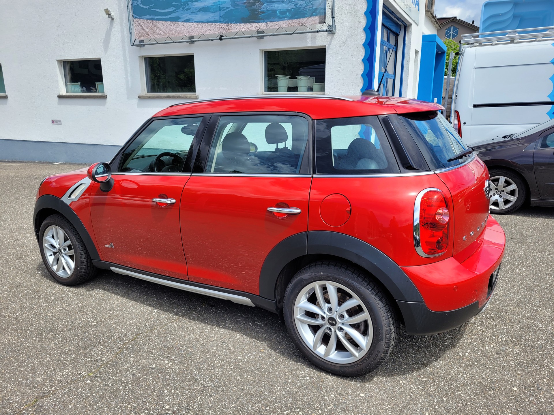 MINI Countryman Cooper ALL4-image-10
