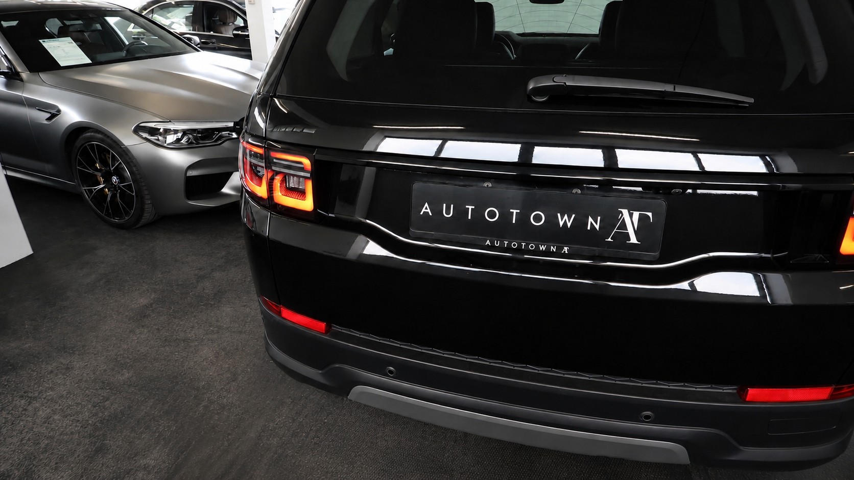 LAND ROVER Discovery Sport 2.0 SD4 200 SE-image-28