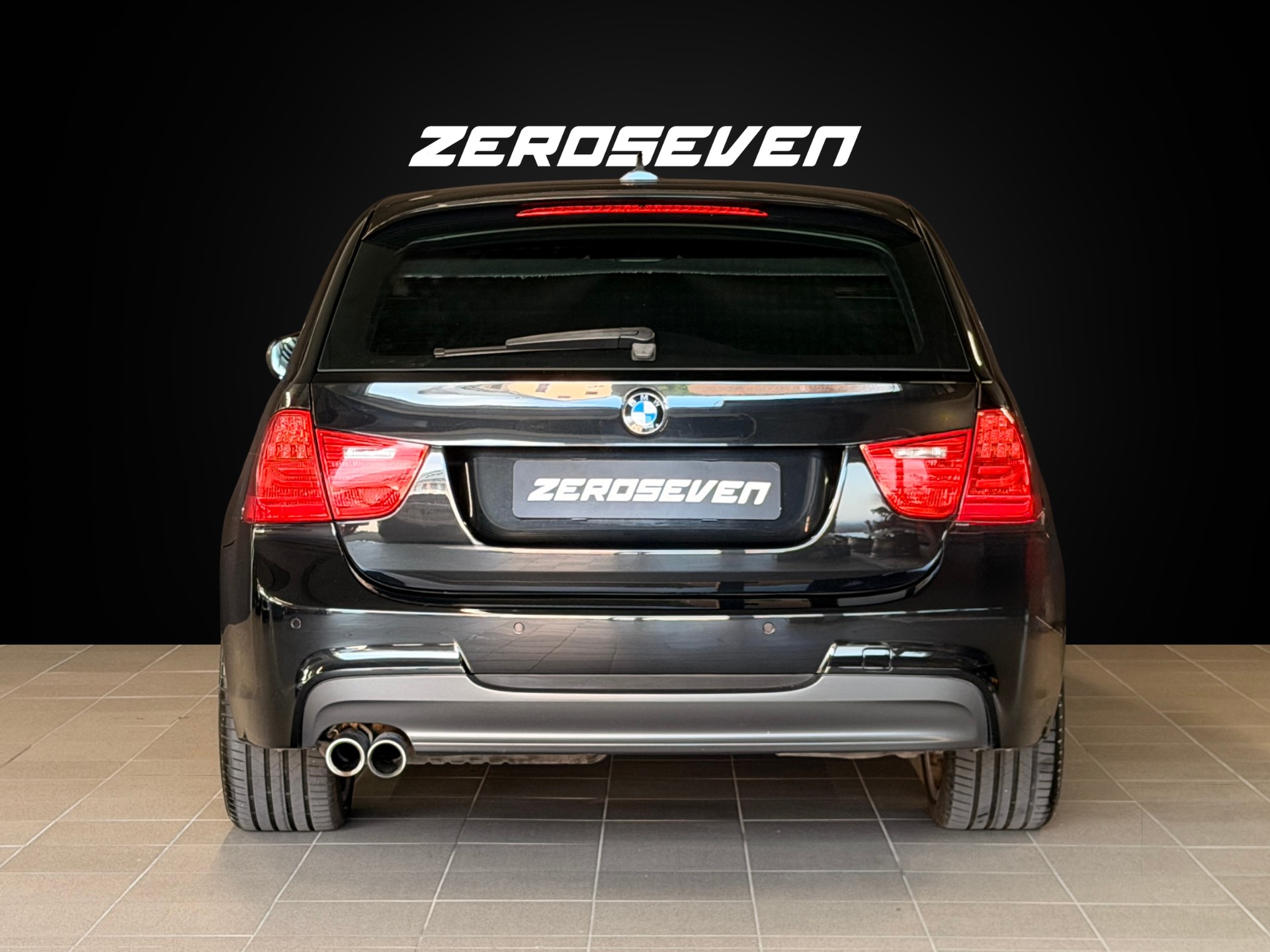 BMW 330d xDrive Touring Steptronic-image-5