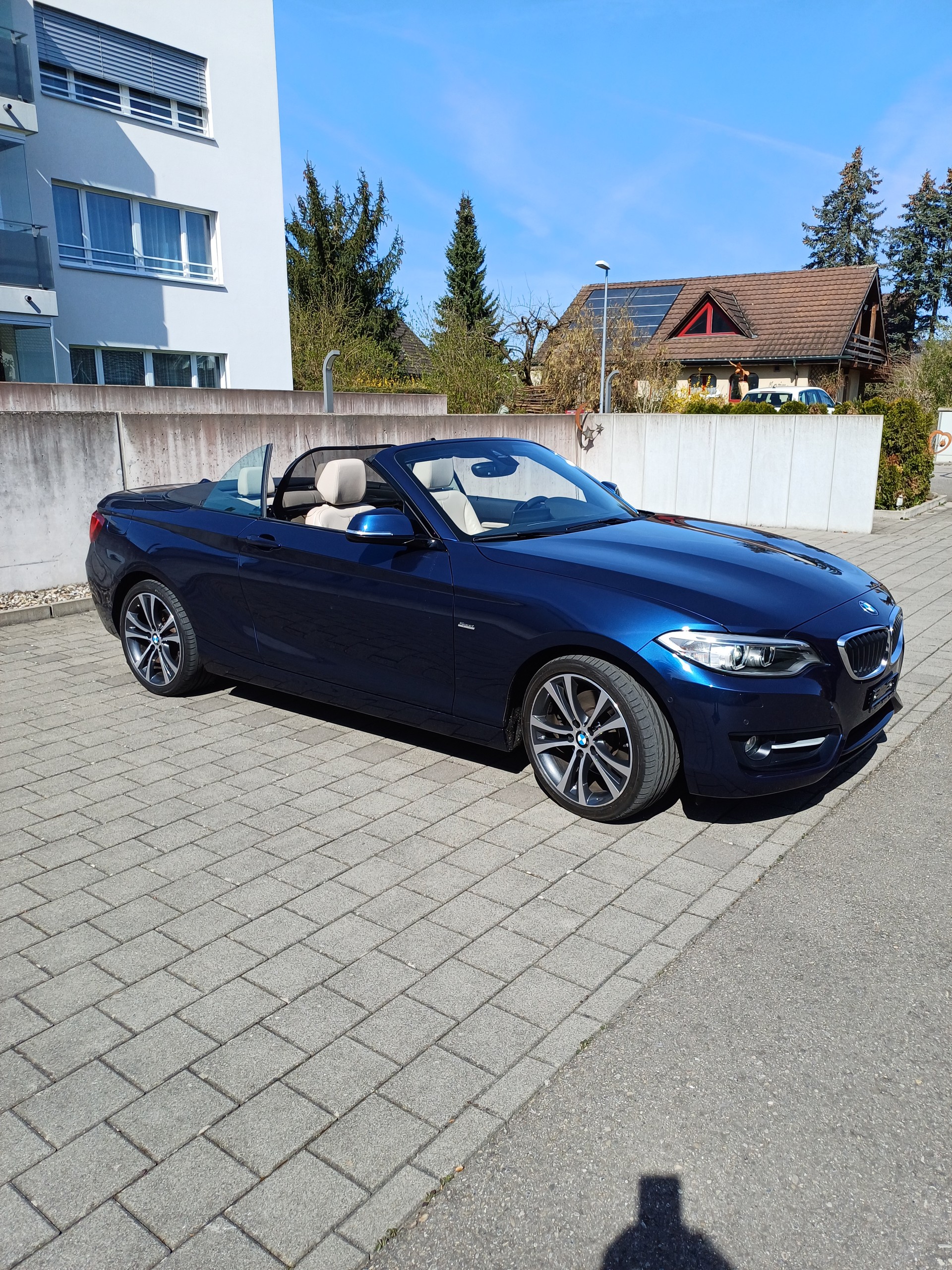 BMW 228i-image-2