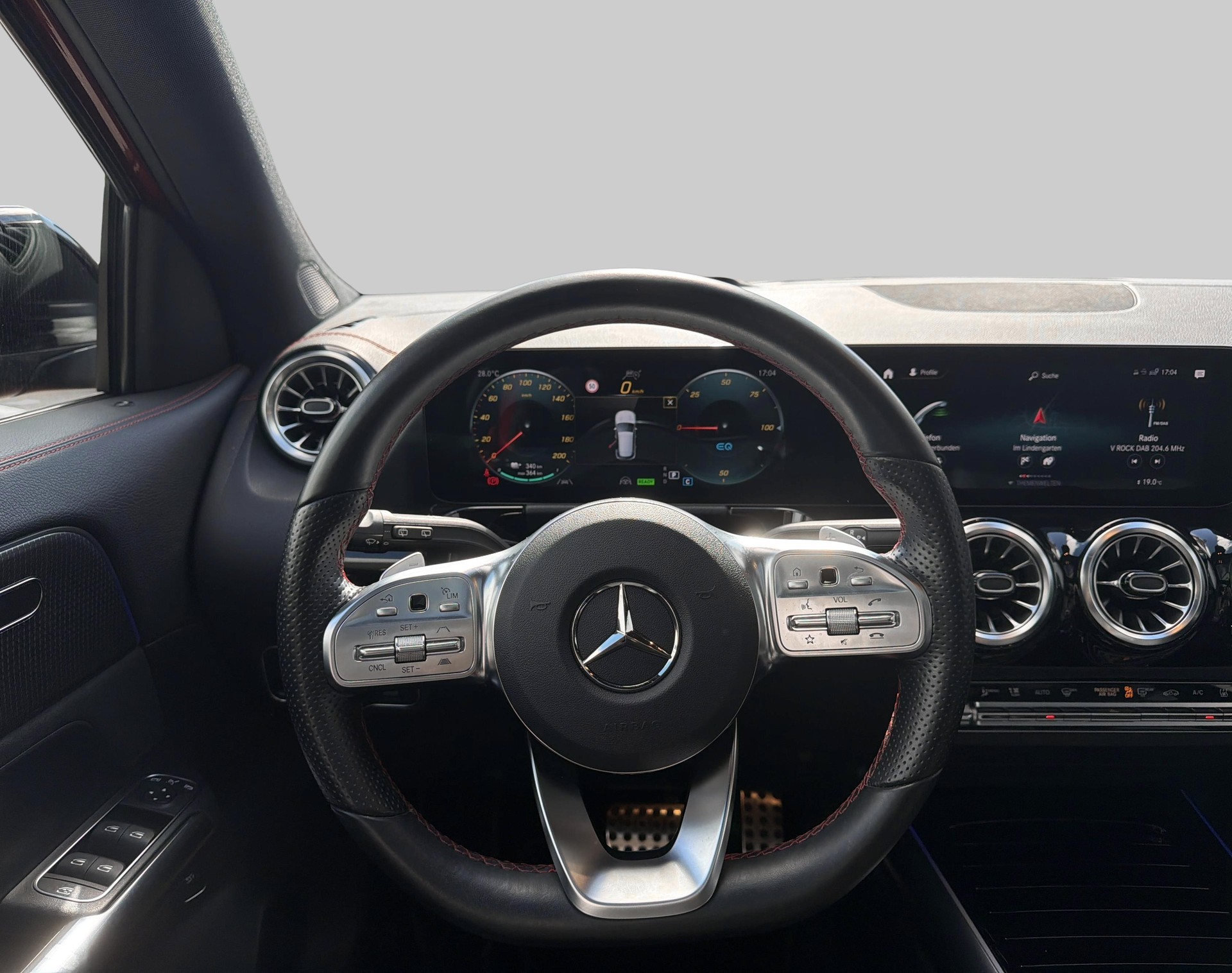 MERCEDES-BENZ EQA H243 EQA 250 AMG Line-image-11