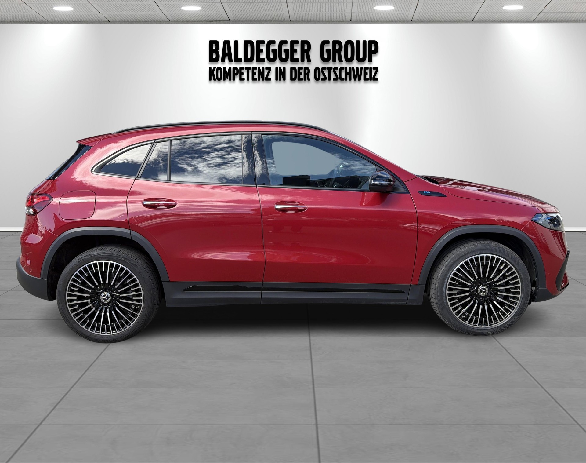MERCEDES-BENZ EQA H243 EQA 250 AMG Line-showroom-element-1
