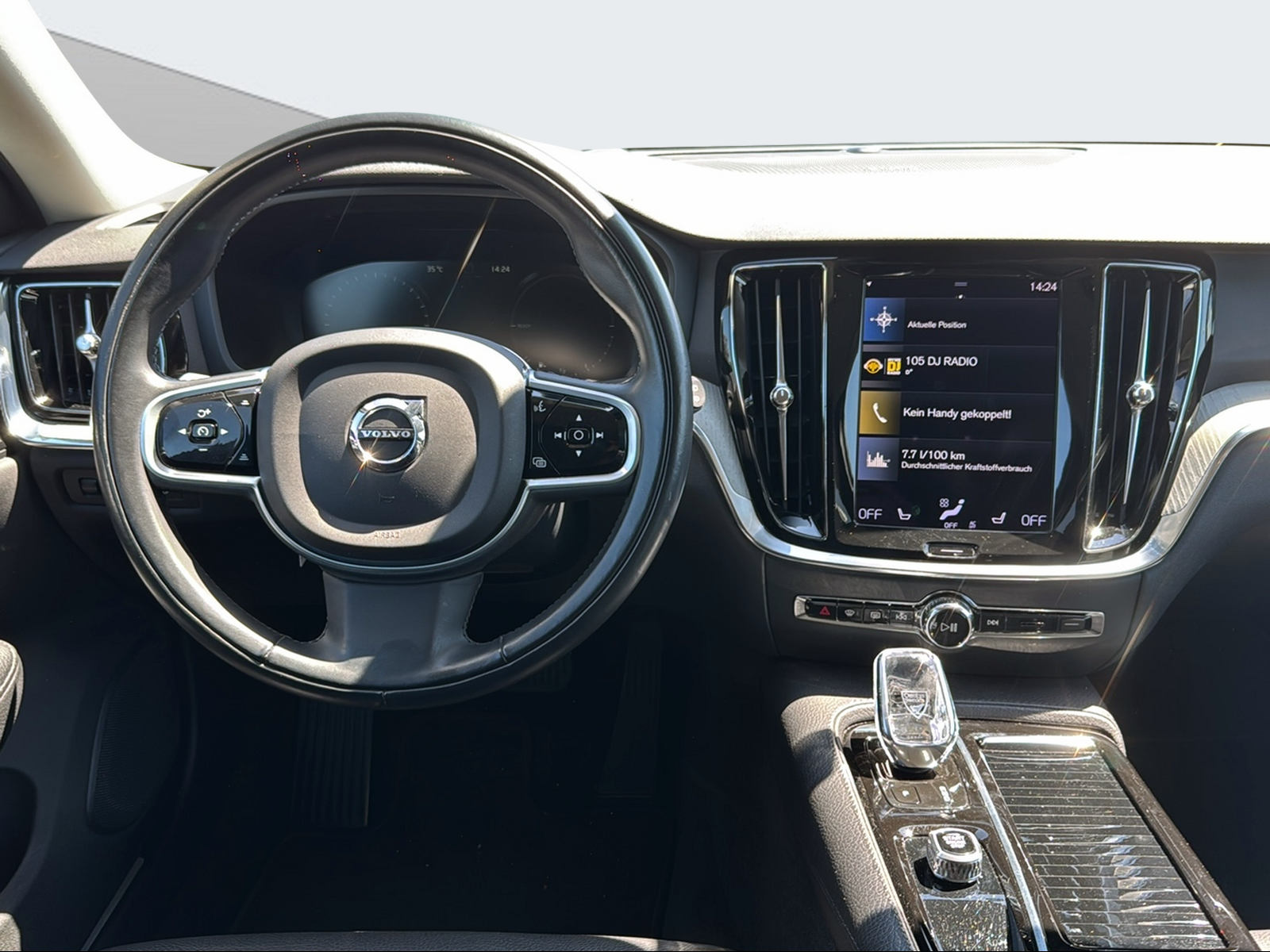 VOLVO V60 2.0 T6 TE Inscription eAWD-image-12