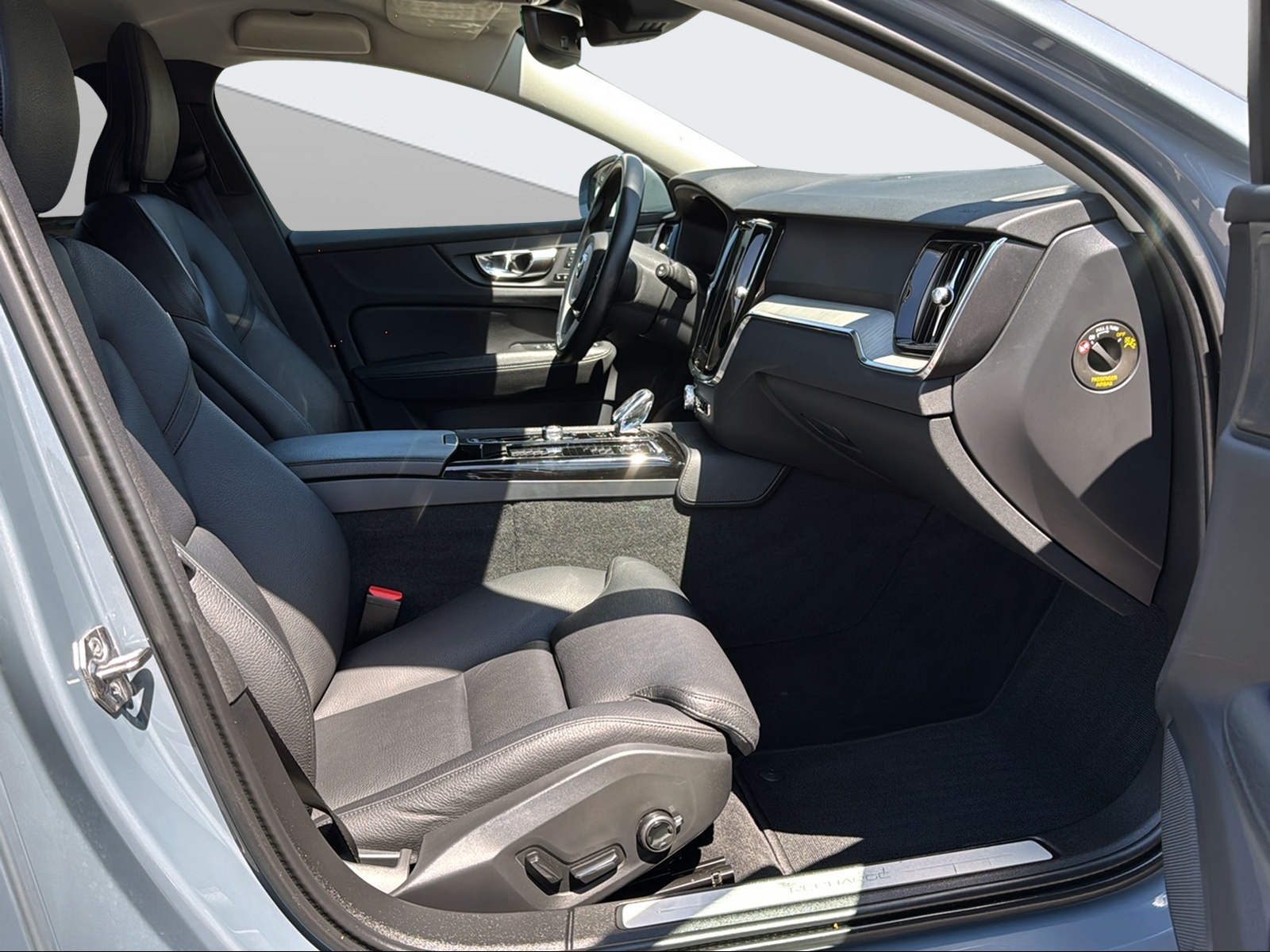 VOLVO V60 2.0 T6 TE Inscription eAWD-image-14