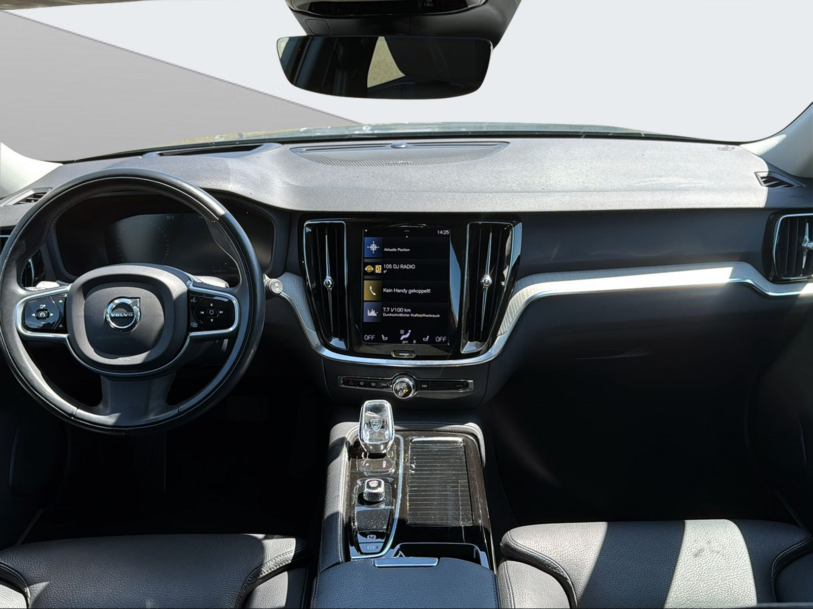 VOLVO V60 2.0 T6 TE Inscription eAWD-image-11