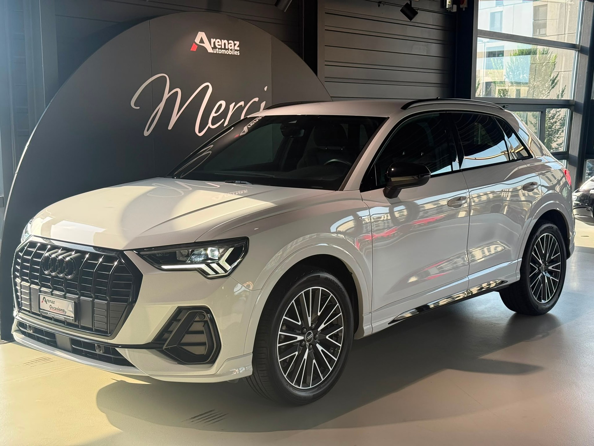 AUDI Q3 Sportback 35 TFSI S line Attraction S-tronic-showroom-element-1