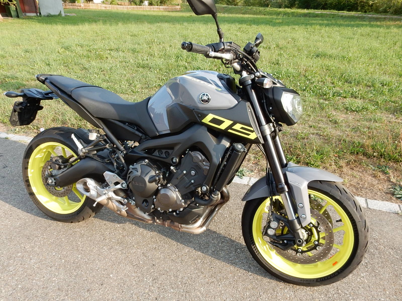 YAMAHA MT-09 ABS-image-0