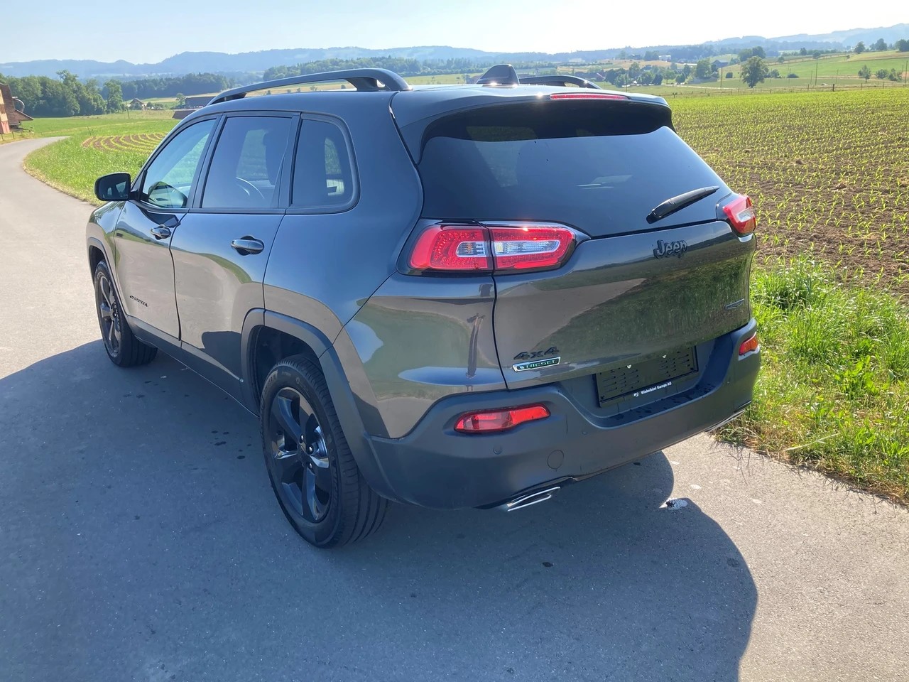 JEEP Cherokee 2.2TD Night Eagle AWD 9ATX AD-showroom-element-3