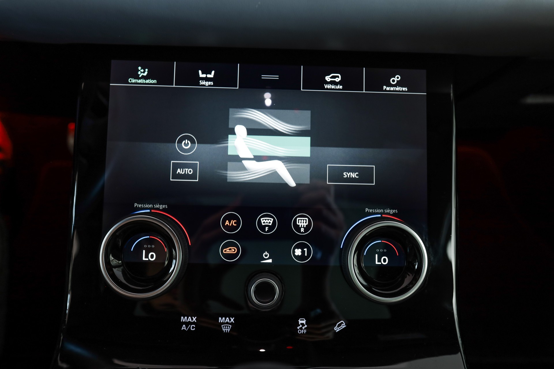 LAND ROVER Range Rover Evoque R-Dynamic P 300 HSE AT9-image-16