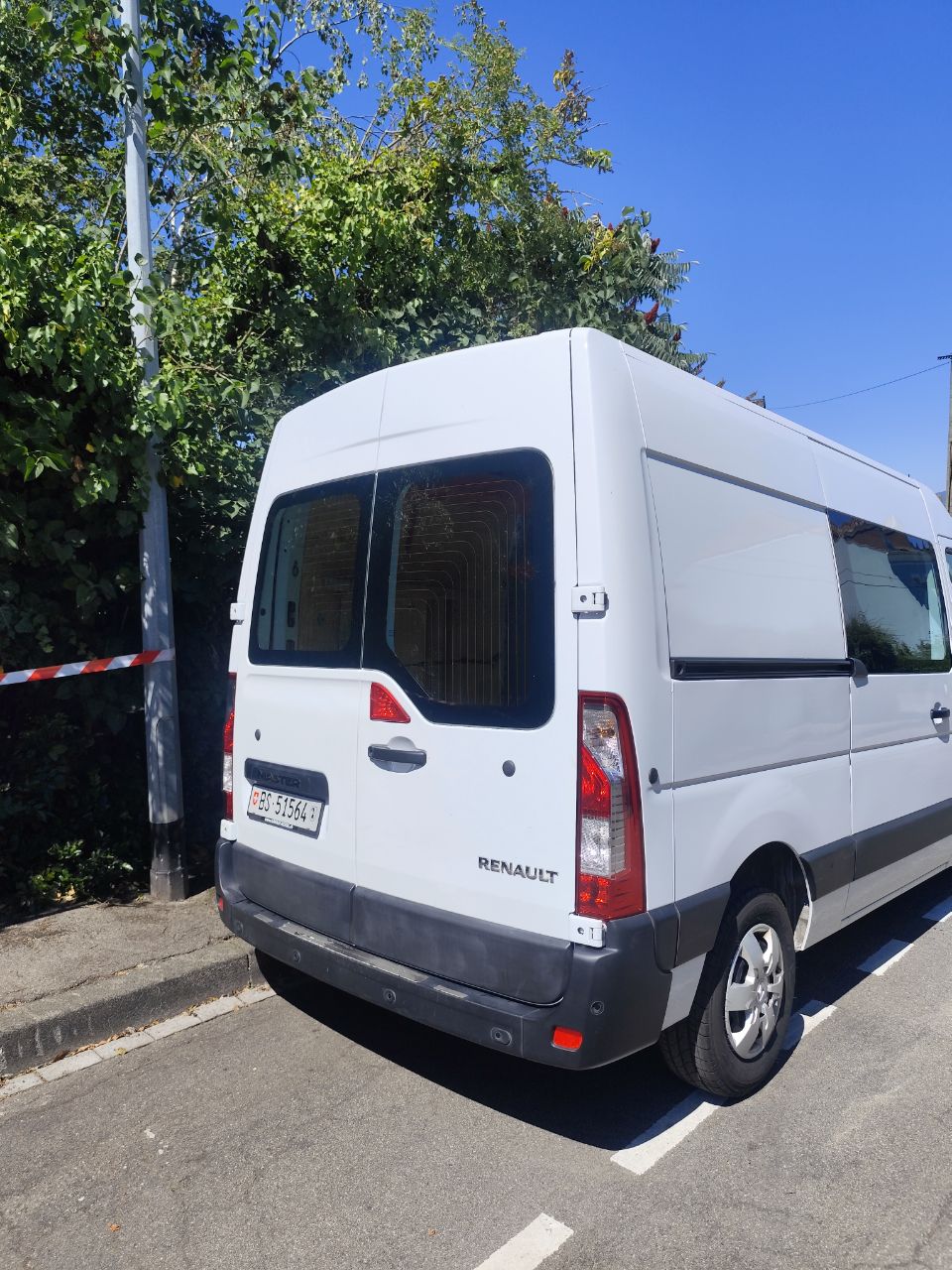 RENAULT Master 3 DCI 180-image-3