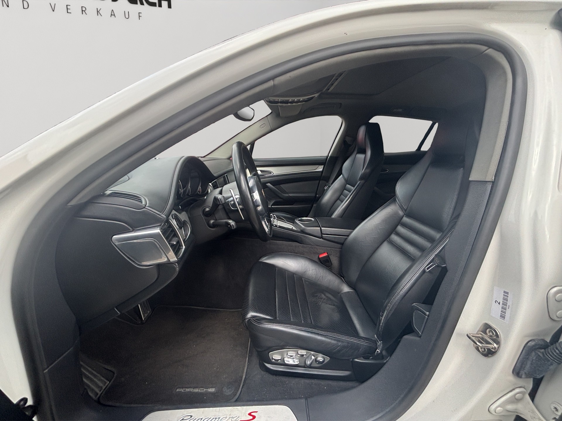 PORSCHE Panamera 4S 4.8 PDK-image-8