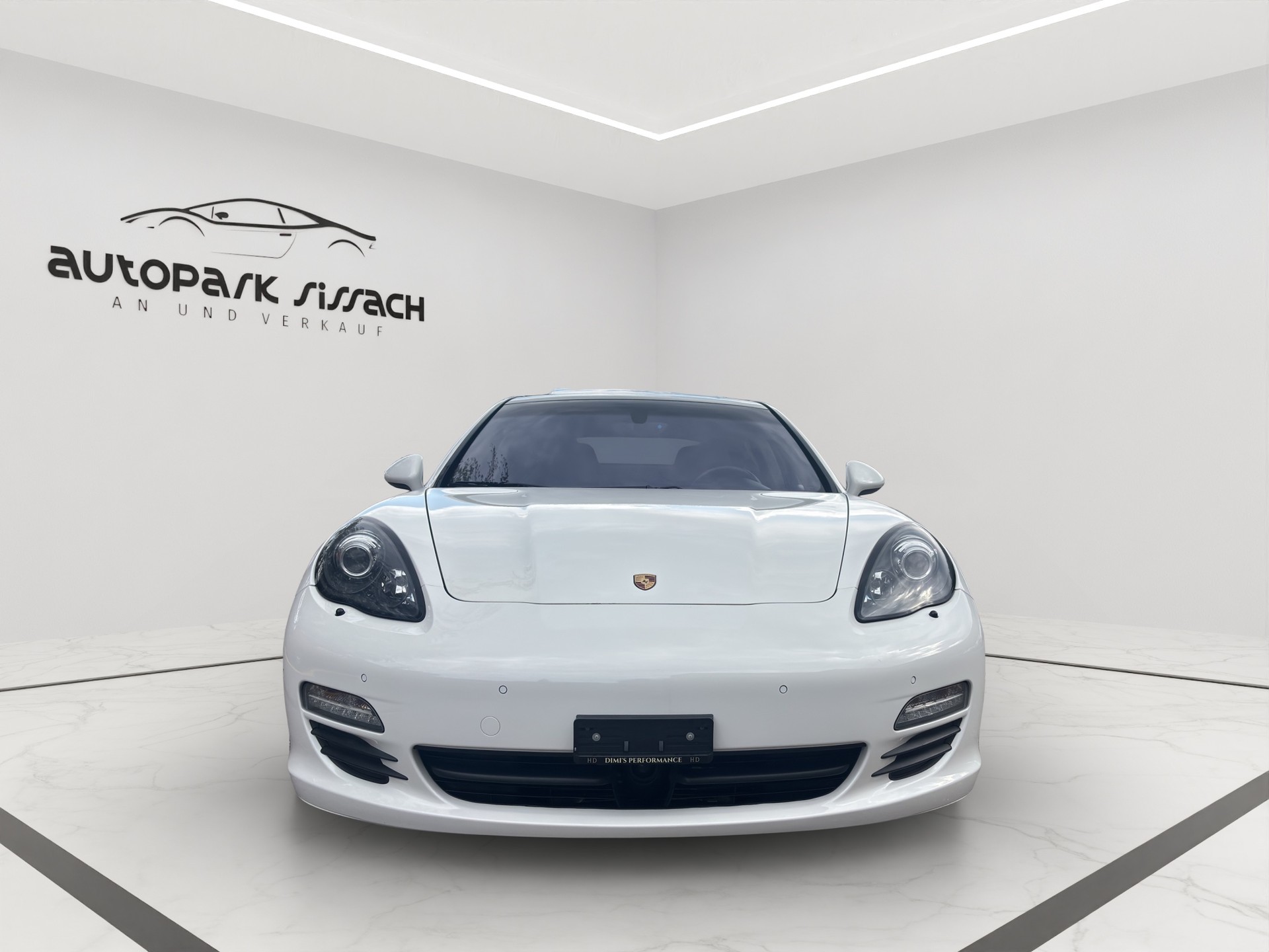 PORSCHE Panamera 4S 4.8 PDK-image-1