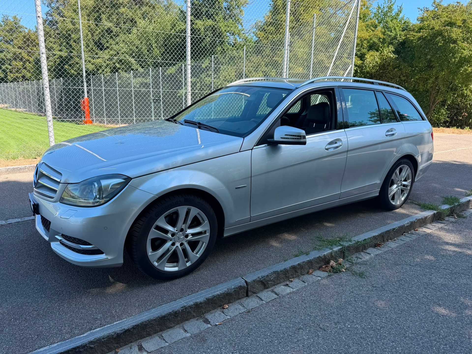 MERCEDES-BENZ C 200 Avantgarde 7G-Tronic-showroom-element-2