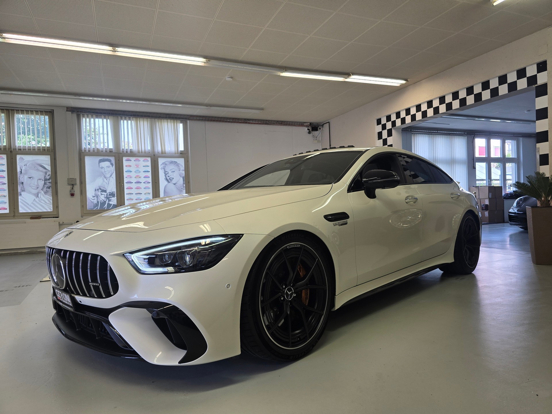 MERCEDES-BENZ AMG GT 4 63 S 4Matic+ E Performance MCT-showroom-element-1