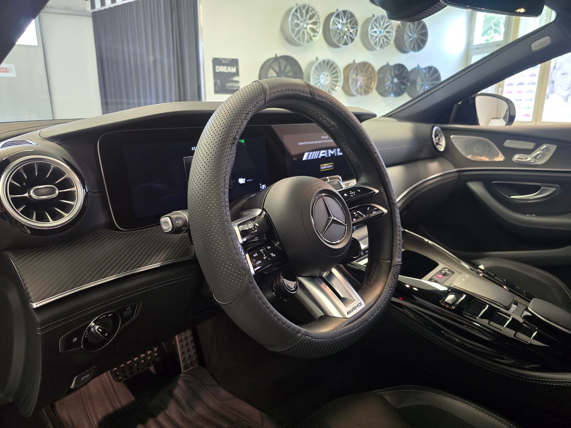 MERCEDES-BENZ AMG GT 4 63 S 4Matic+ E Performance MCT-image-13
