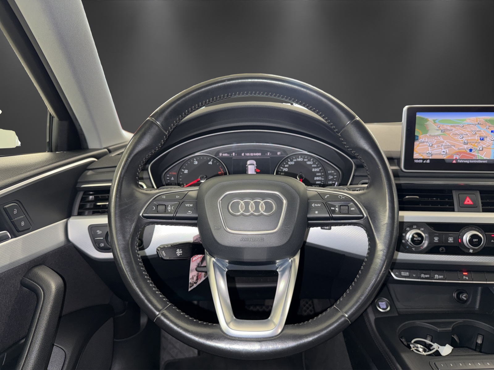 AUDI A4 Avant 2.0 TDI S-tronic-image-12