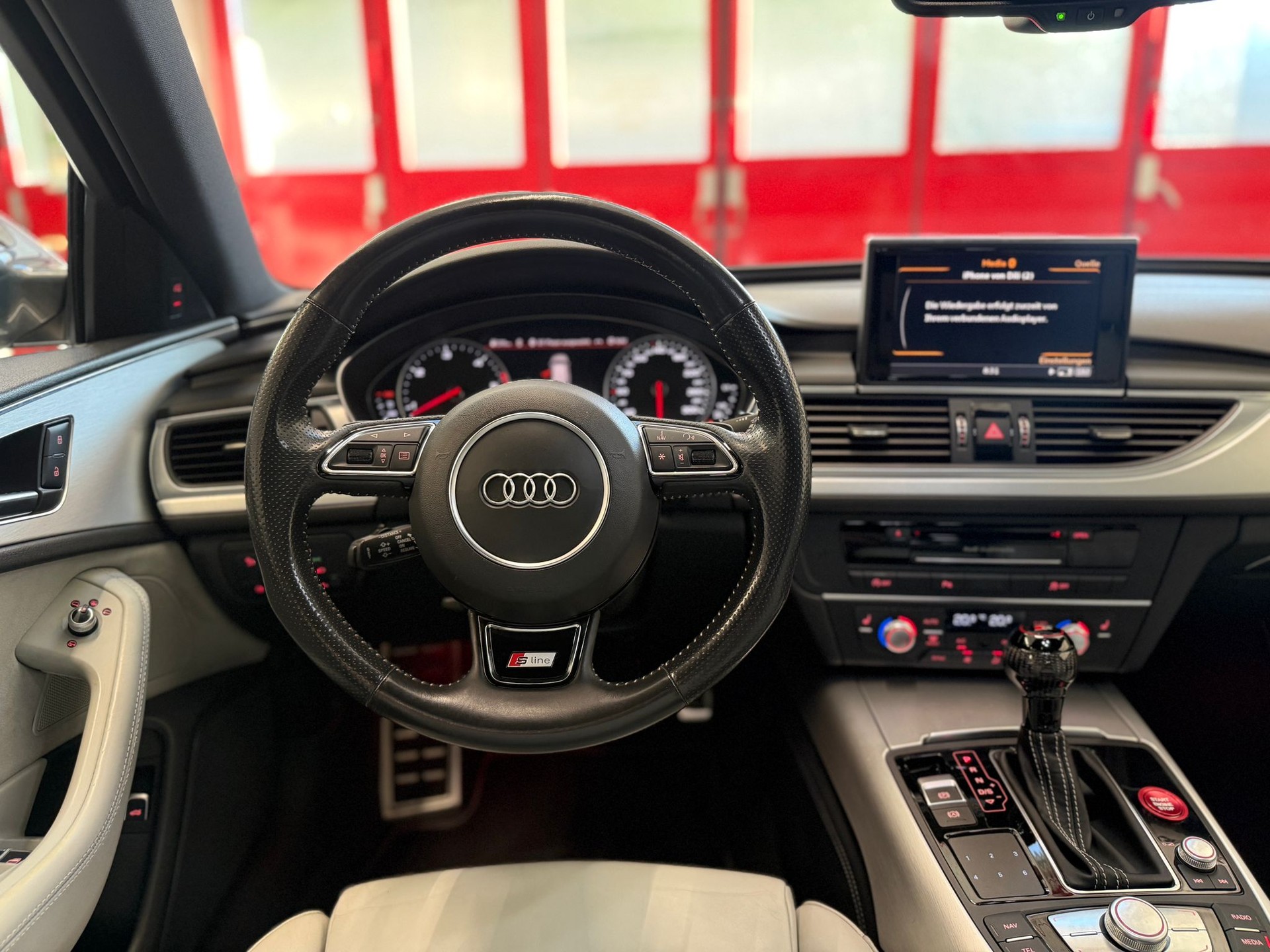 AUDI A6 Avant 3.0 TDI V6 quattro S-tronic-image-16