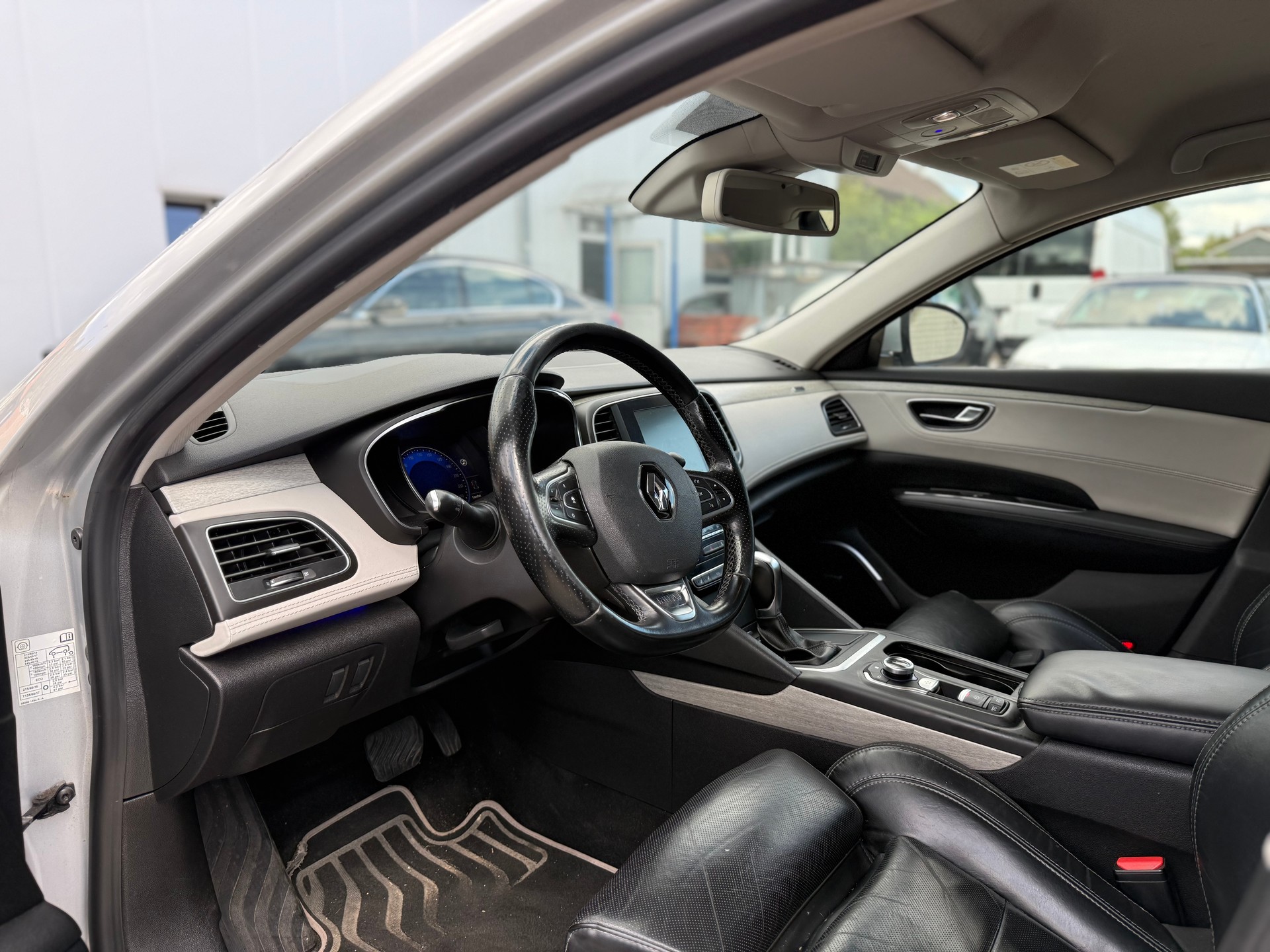 RENAULT Talisman 1.6 TCe Initiale EDC-image-11