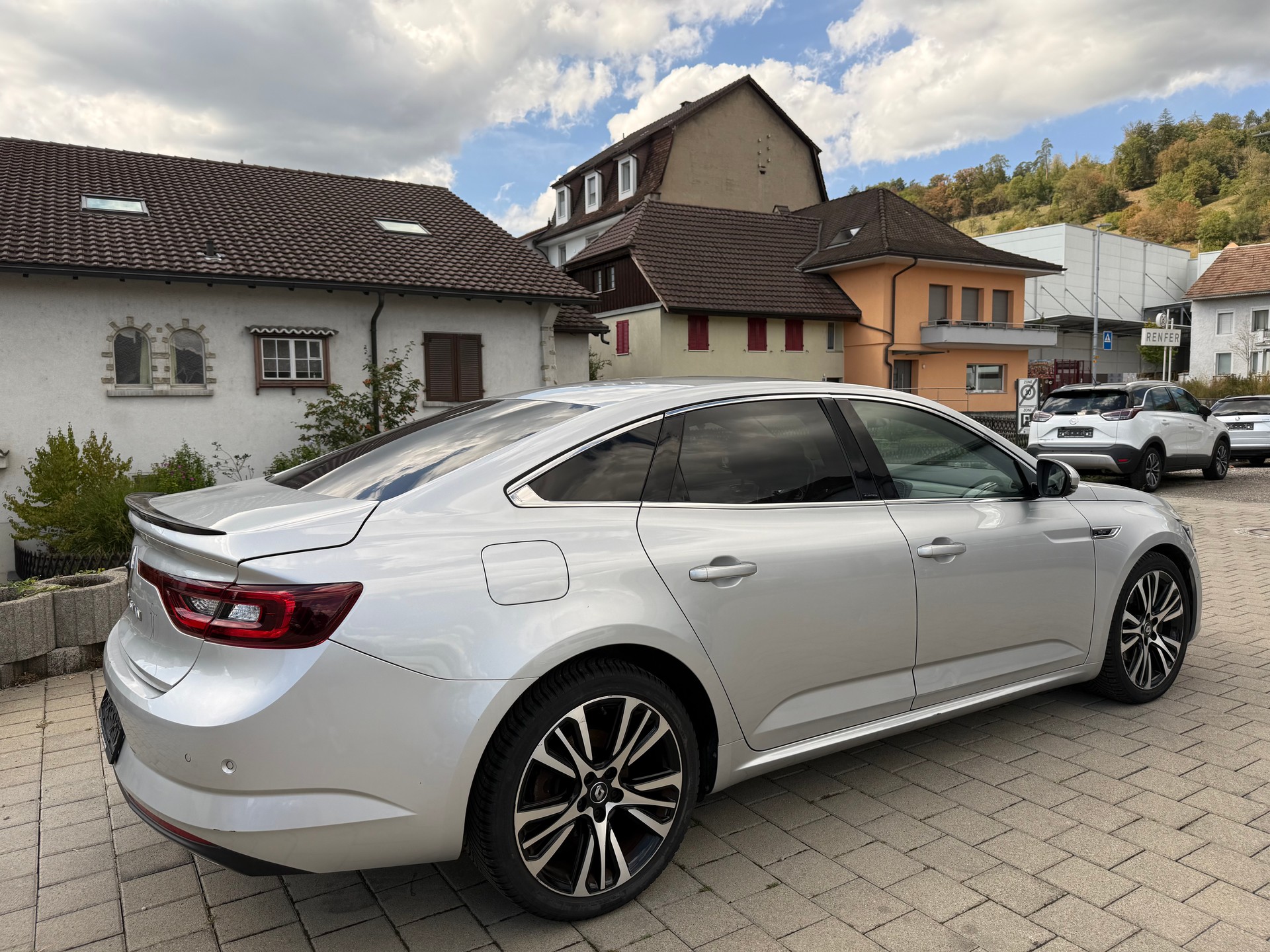RENAULT Talisman 1.6 TCe Initiale EDC-image-4