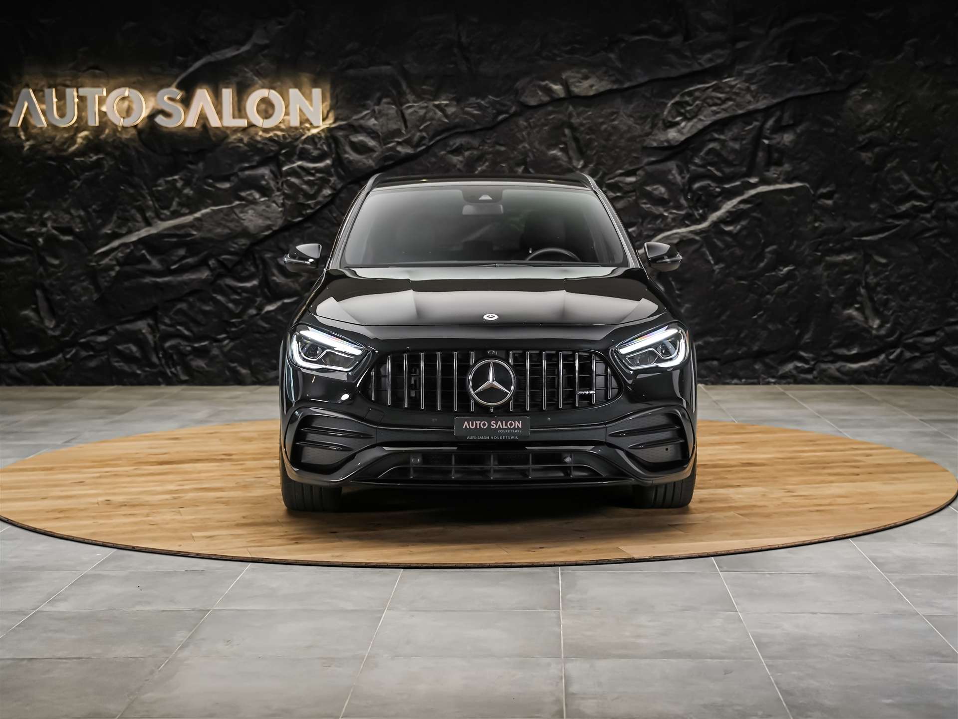 MERCEDES-BENZ GLA 35 AMG 4Matic 8G-Speedshift DCT *ALL BLACK*AHK*Ambientebeleuchtung*-image-7