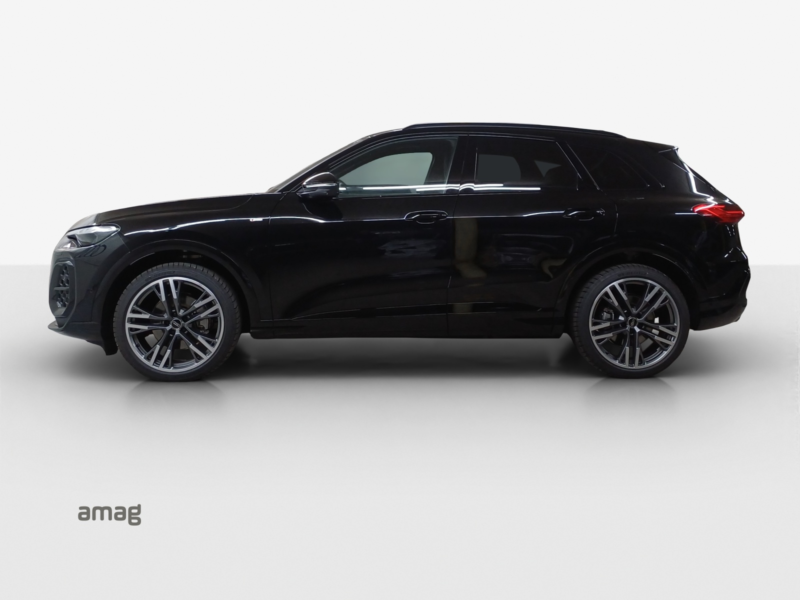 AUDI Q5 TFSI quatto 200 kW S-tronic-showroom-element-1