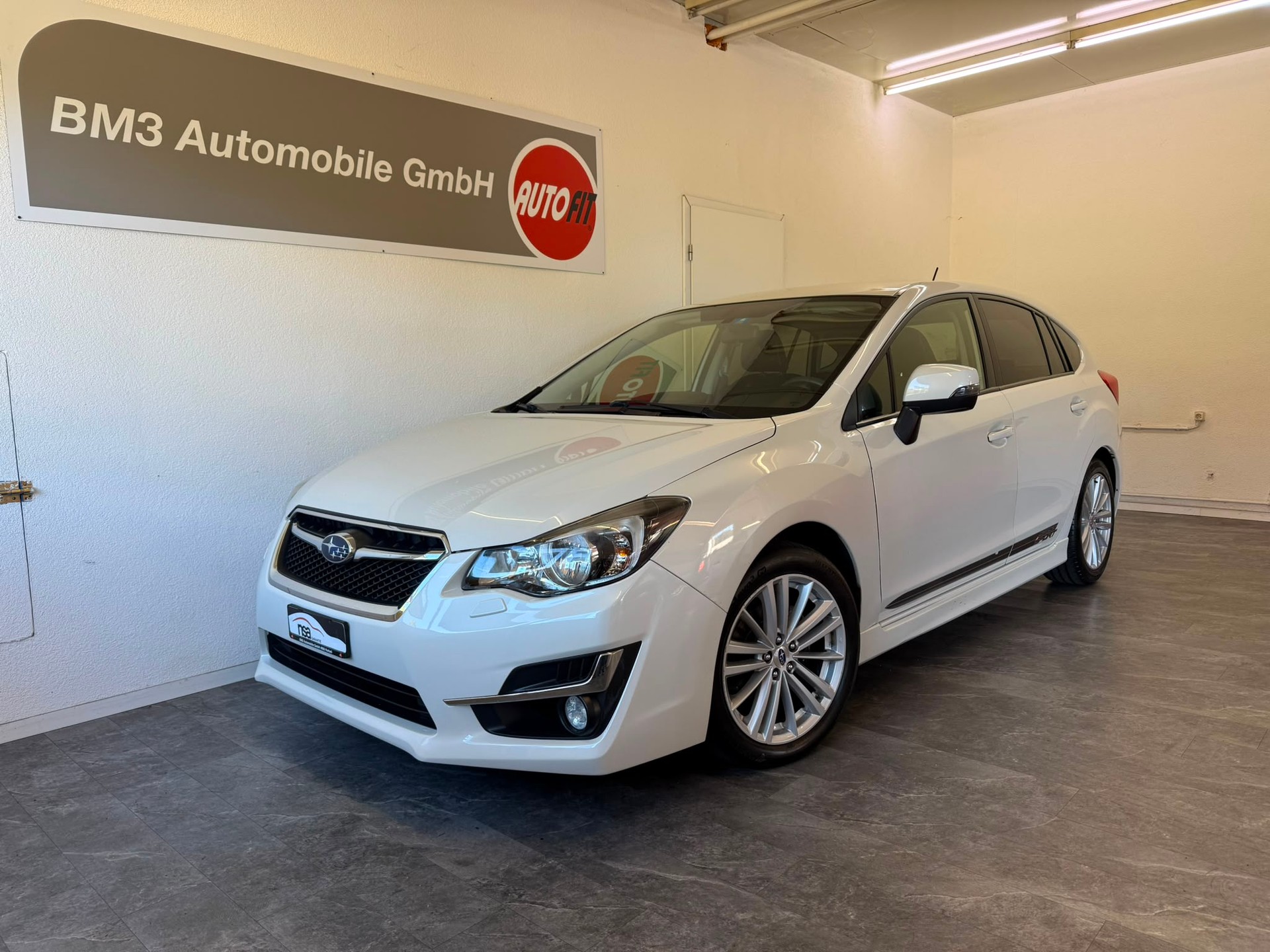 SUBARU Impreza 2.0 Swiss Sport Lineartronic