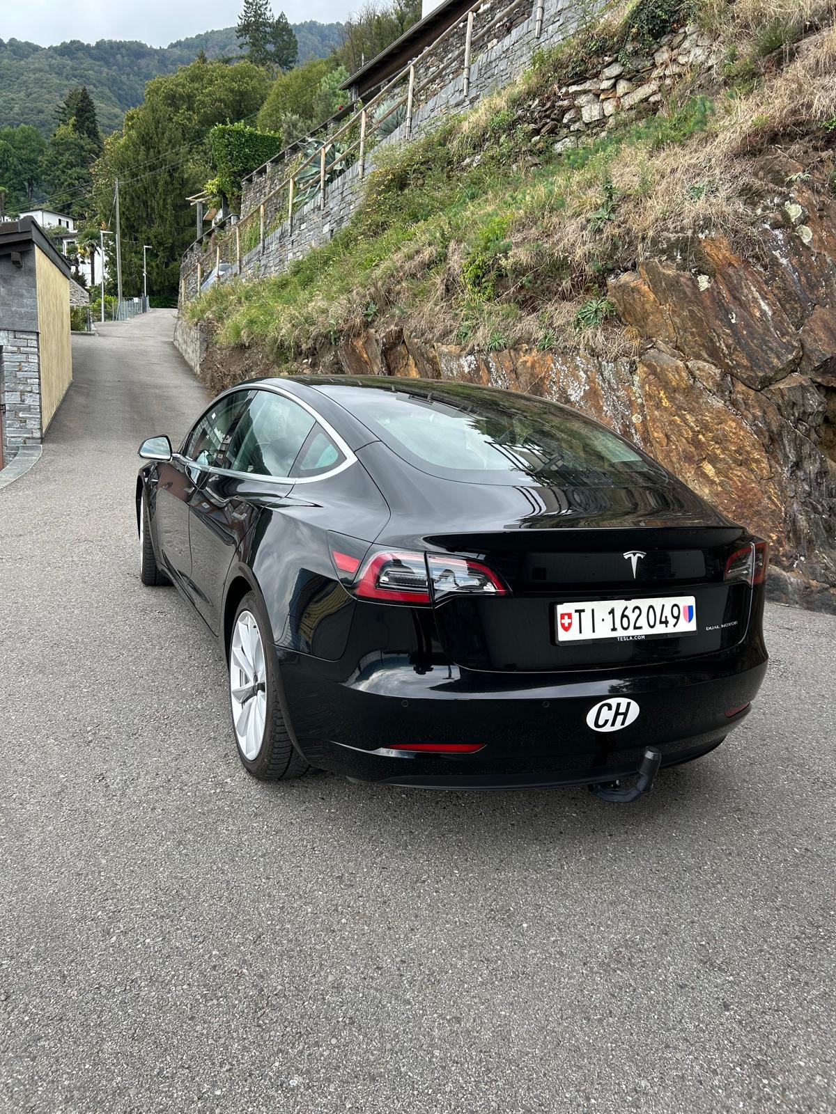 TESLA Tesla Model 3 Dual Motor LR | AHK | 8-fach | el. Heck & Frontklappe | viele Extras
