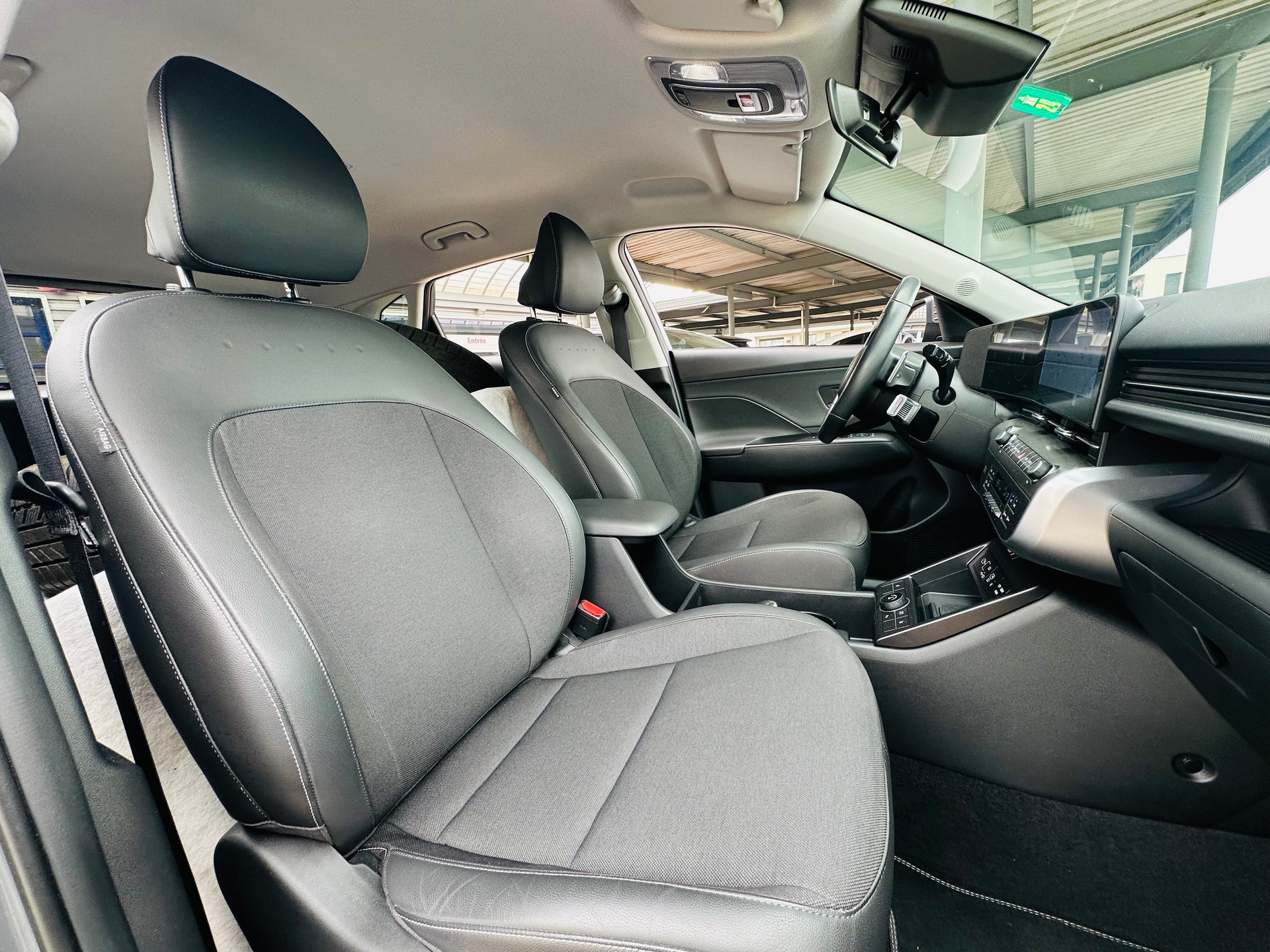 HYUNDAI Kona 1.6 T-GDi Amplia 4WD DCT-image-13