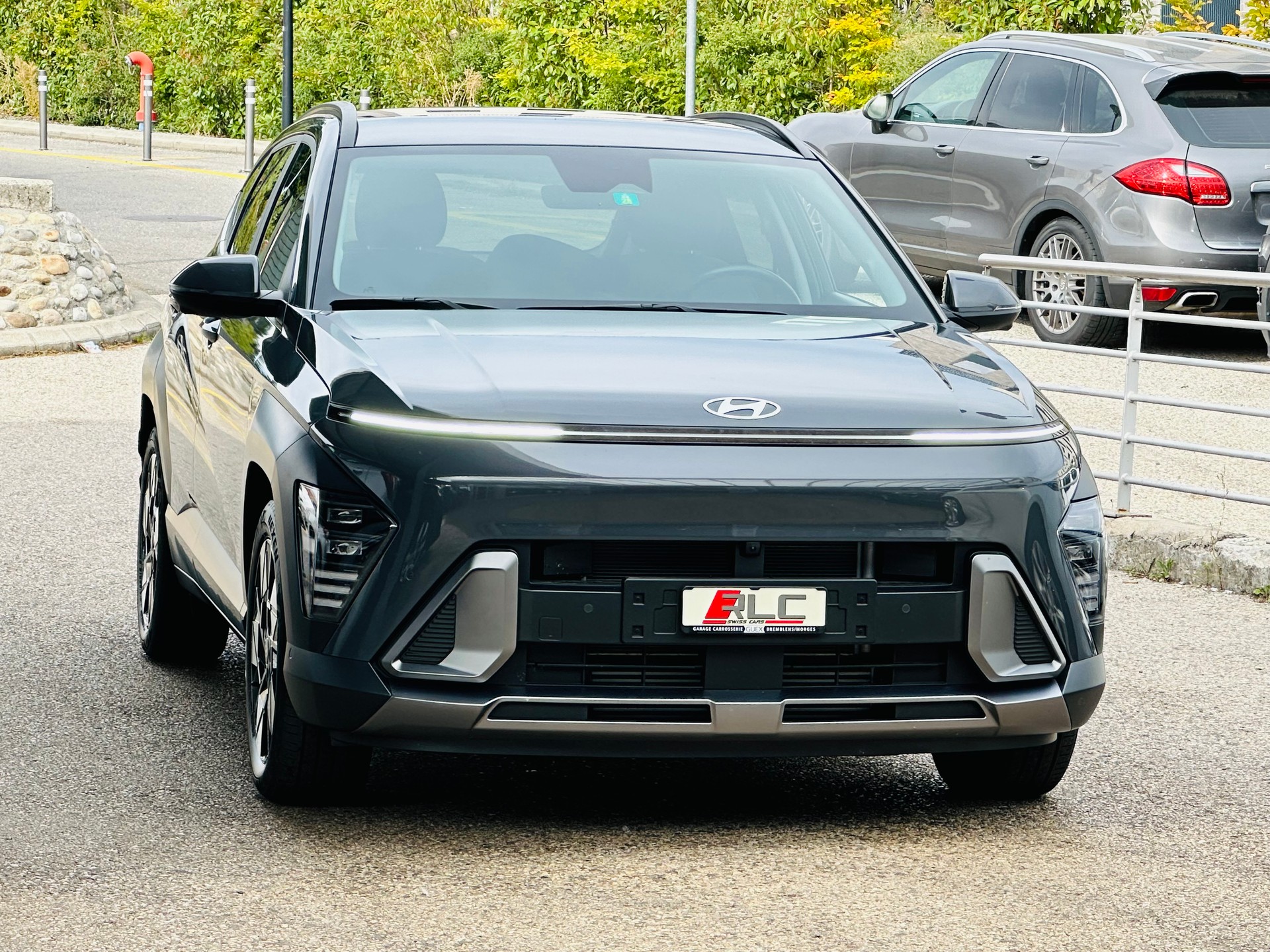 HYUNDAI Kona 1.6 T-GDi Amplia 4WD DCT-showroom-element-3