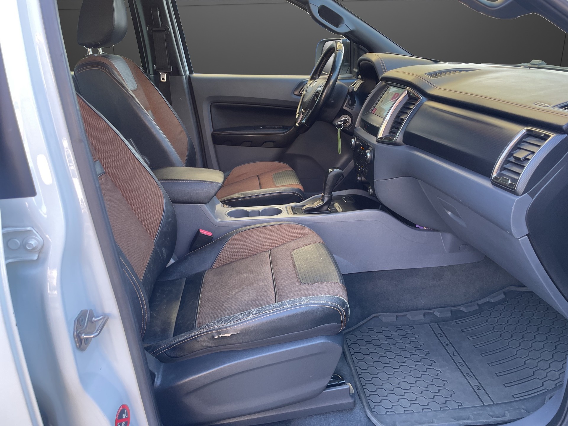 FORD Ranger Wildtrak 3.2 TDCi 4x4 A-image-15