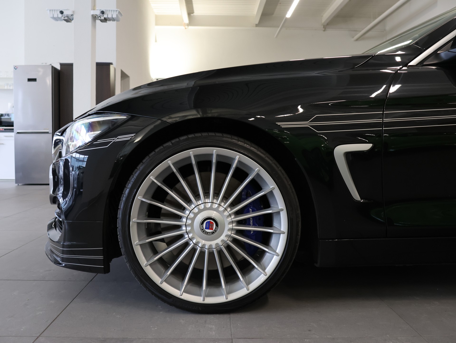 BMW-ALPINA B4 S BiTurbo Cabrio 3.0 Switch-Tronic-image-8