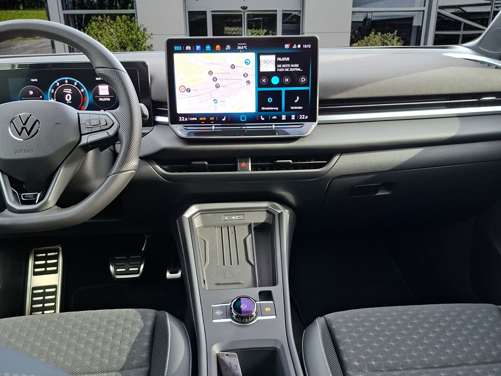 VW T-Roc 1.5 eTSI mHEV R-Line DSG-image-14