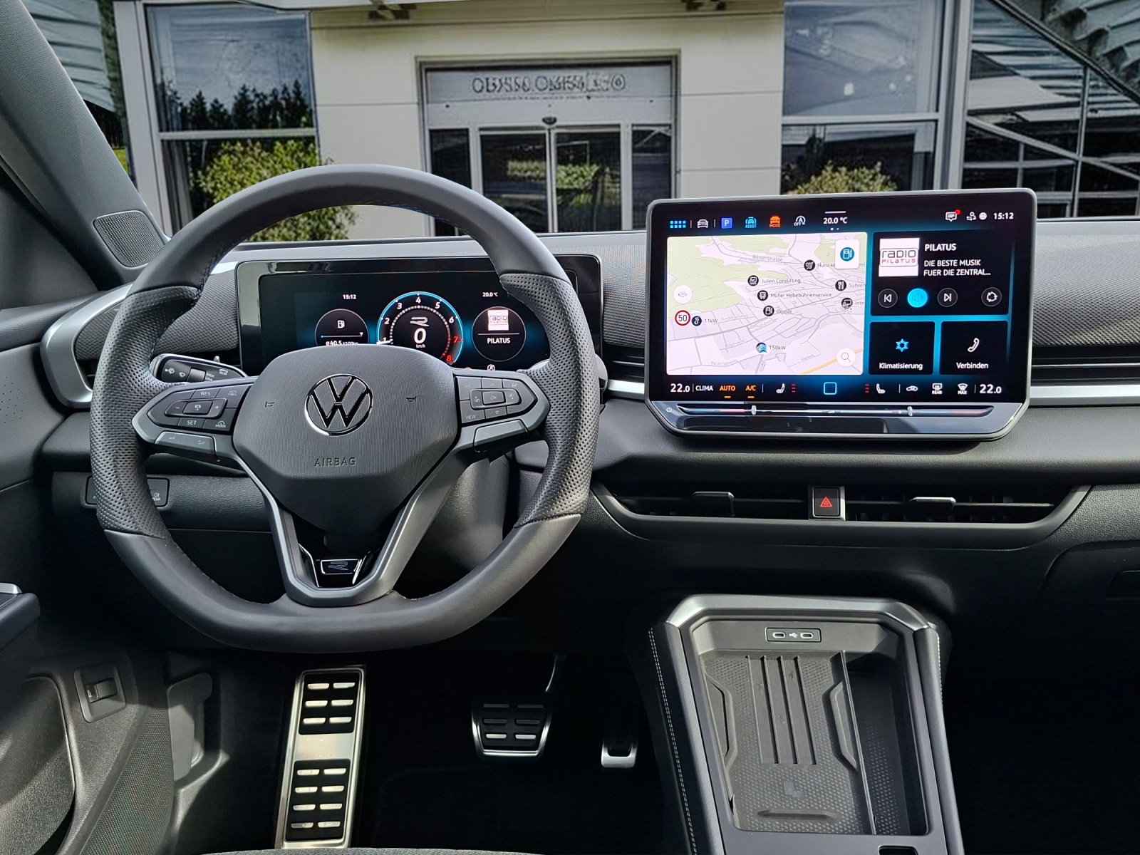 VW T-Roc 1.5 eTSI mHEV R-Line DSG-image-13