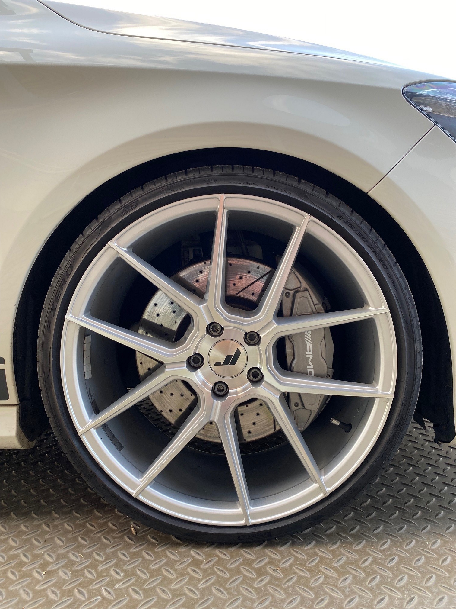 MERCEDES-BENZ CLA Shooting Brake 45 AMG 4Matic Speedshift-image-19