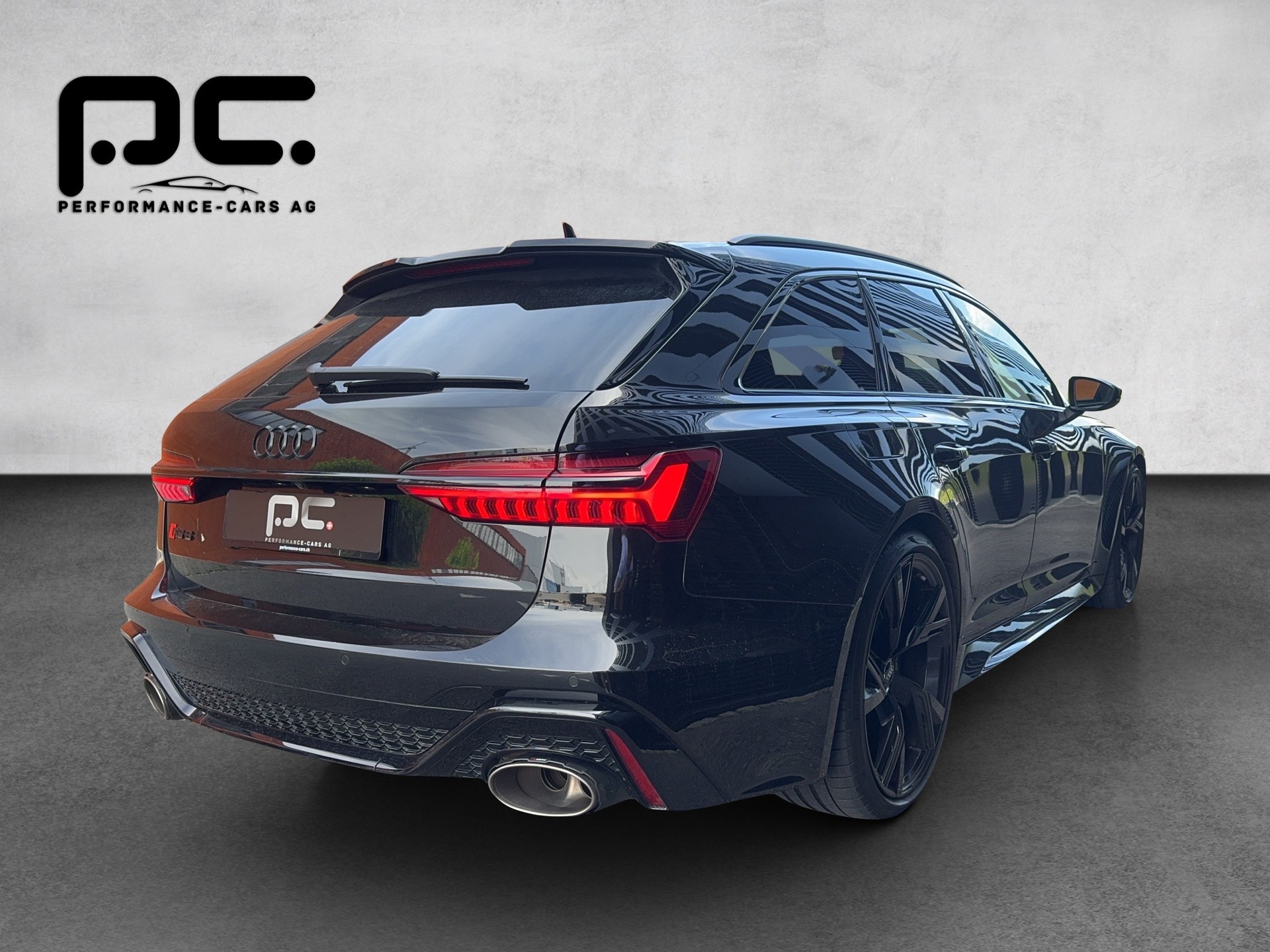 AUDI RS6 Avant 4.0 TFSI V8 quattro-image-6
