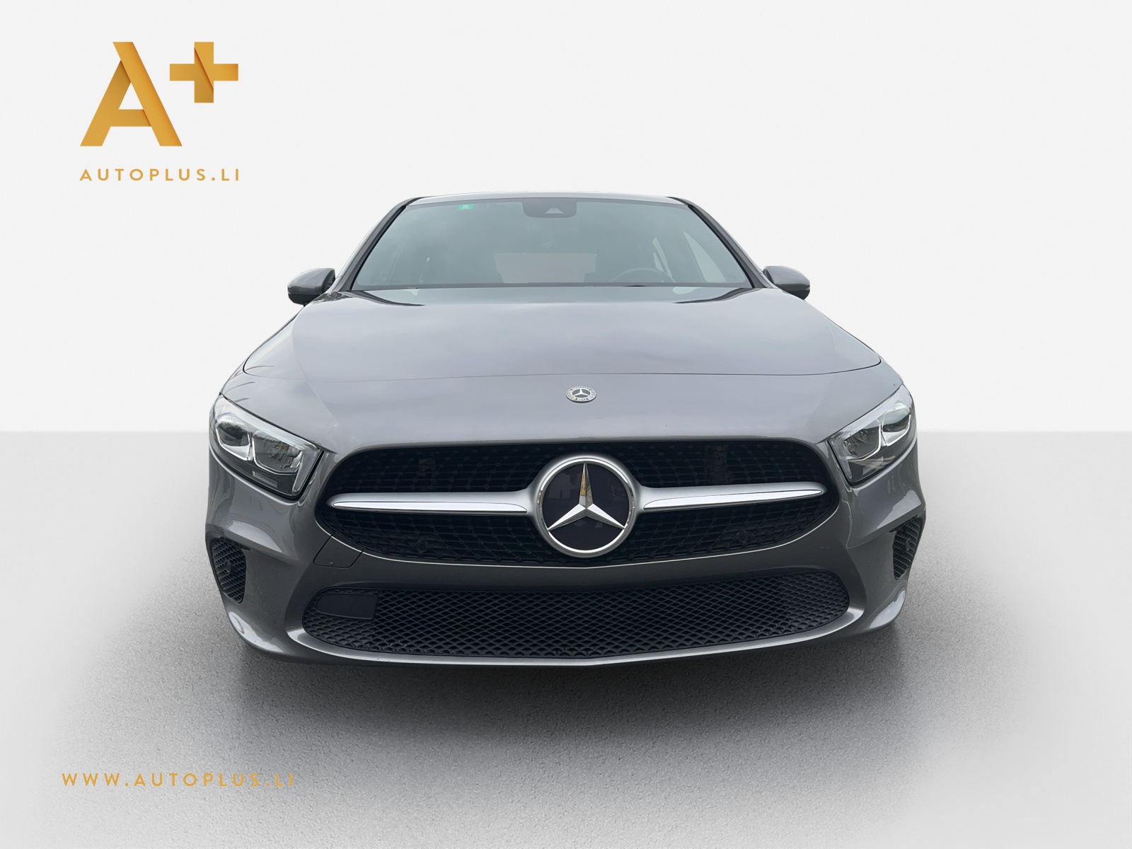 MERCEDES-BENZ A 200 Style 7G-DCT-image-14