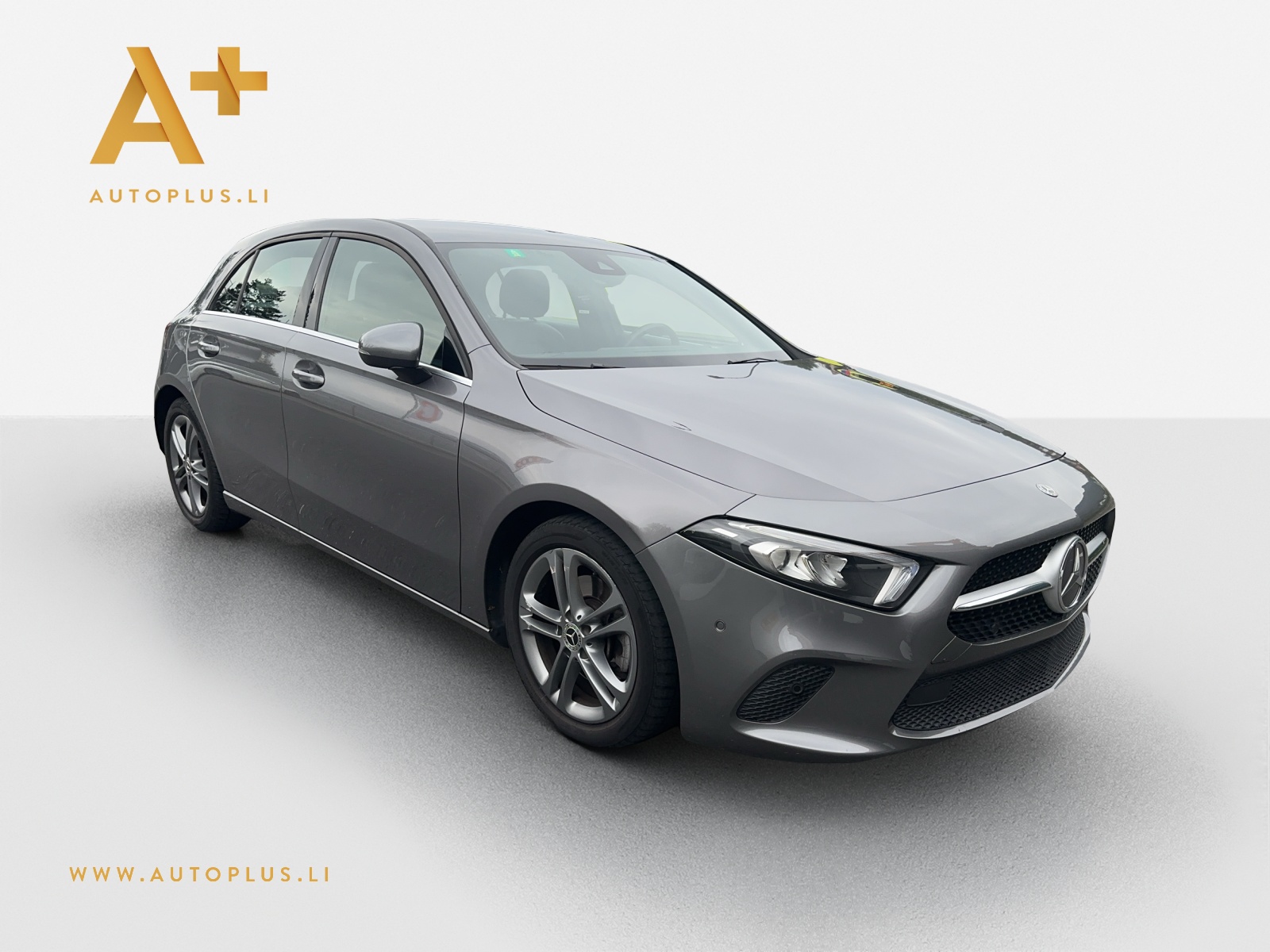 MERCEDES-BENZ A 200 Style 7G-DCT