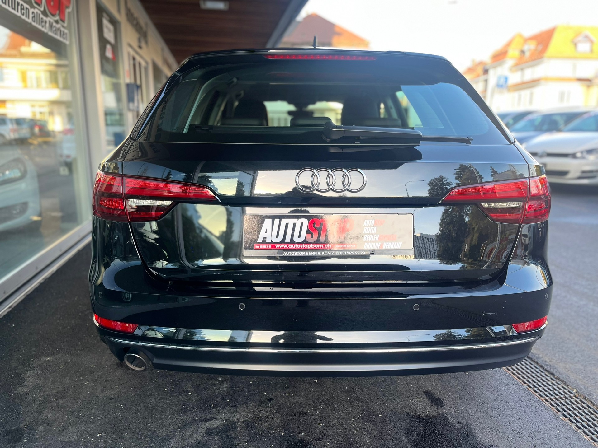 AUDI A4 Avant 2.0 TDI Design S-tronic-image-9