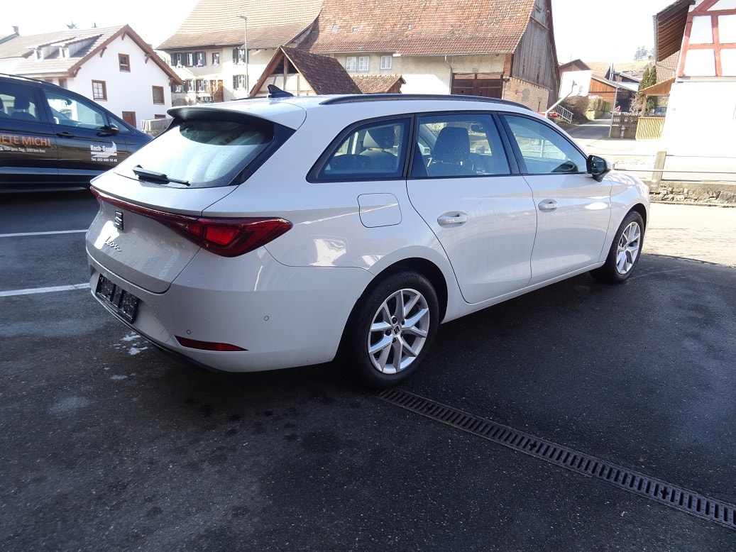 SEAT Leon ST 2.0 TDI Style DSG-showroom-element-2
