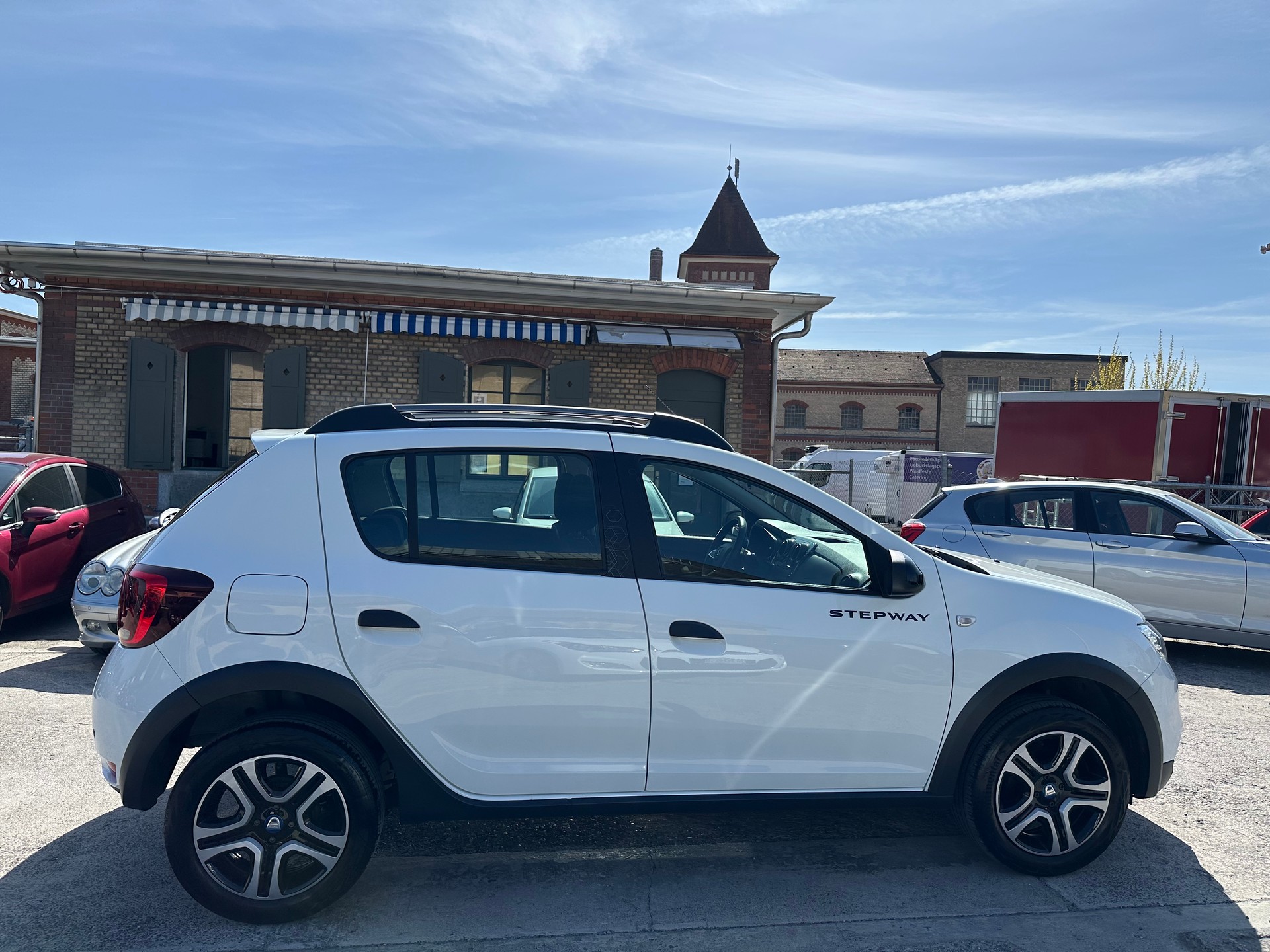 DACIA Sandero Tce 100 Celebration-image-4