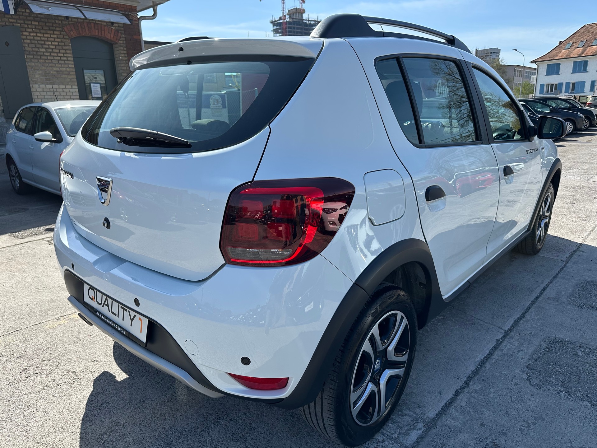 DACIA Sandero Tce 100 Celebration-image-6