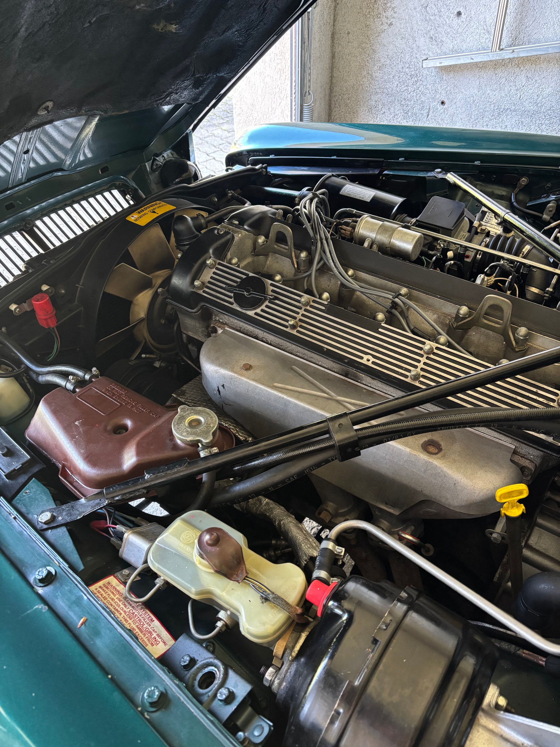 JAGUAR XJ6 4.2 Swiss-image-6